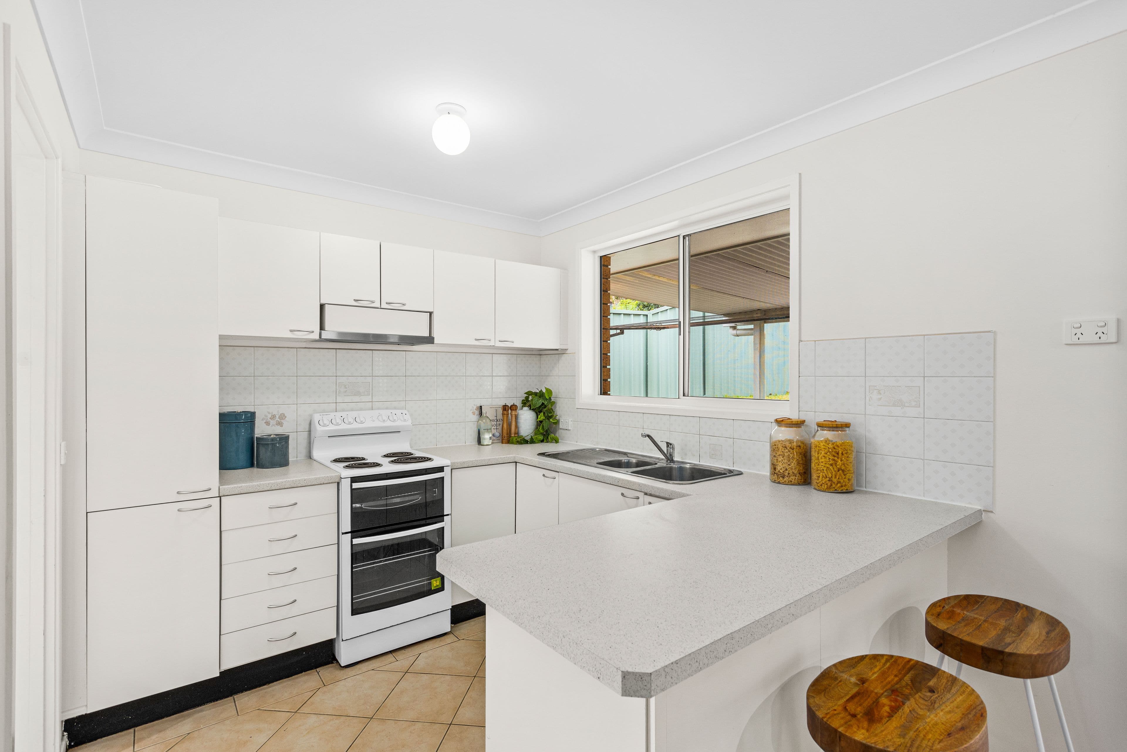 28 Chippendale Place, Helensburgh NSW 2508, Helensburgh - Thumbnail 3