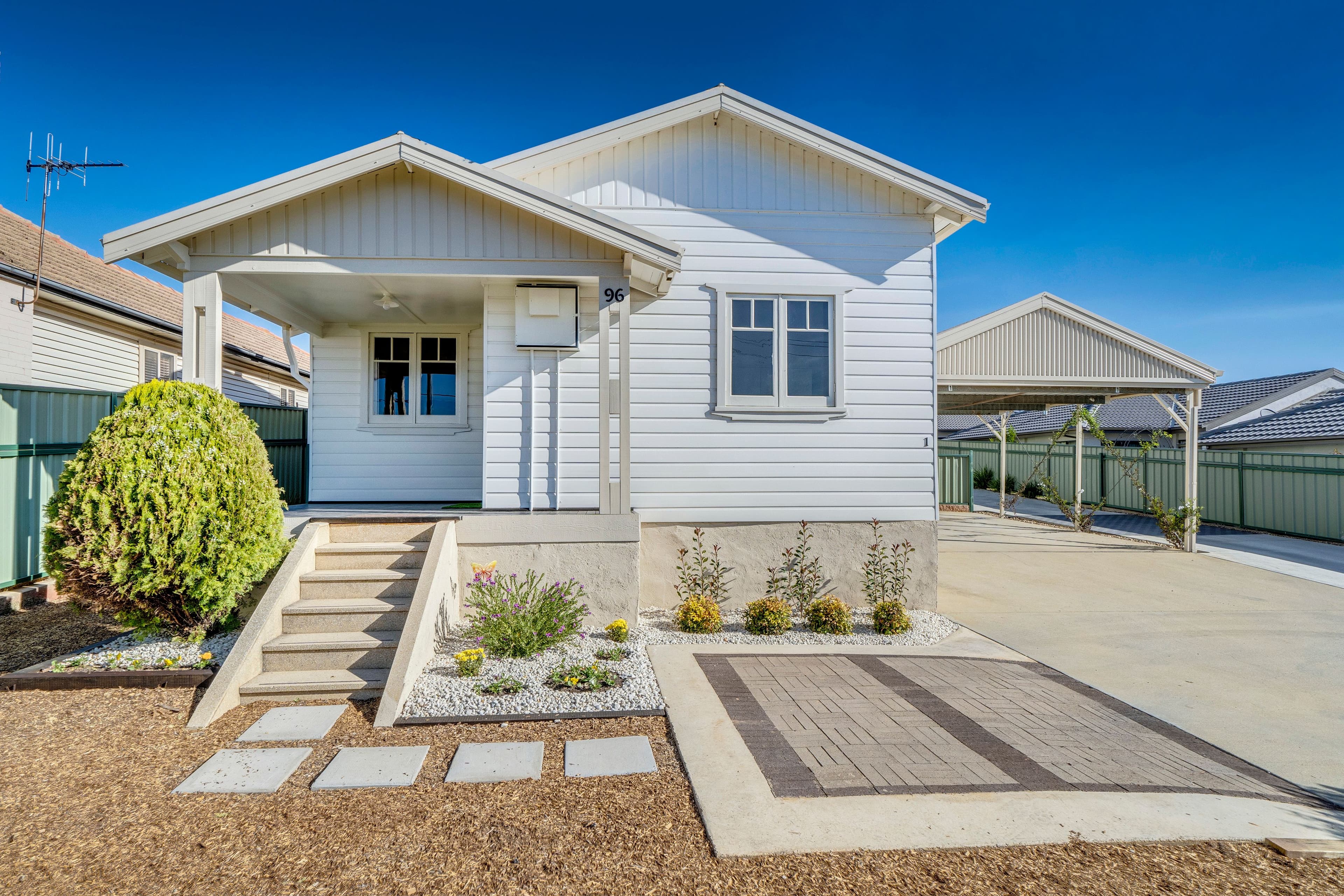 96 Uriarra Road, Crestwood - Image 1