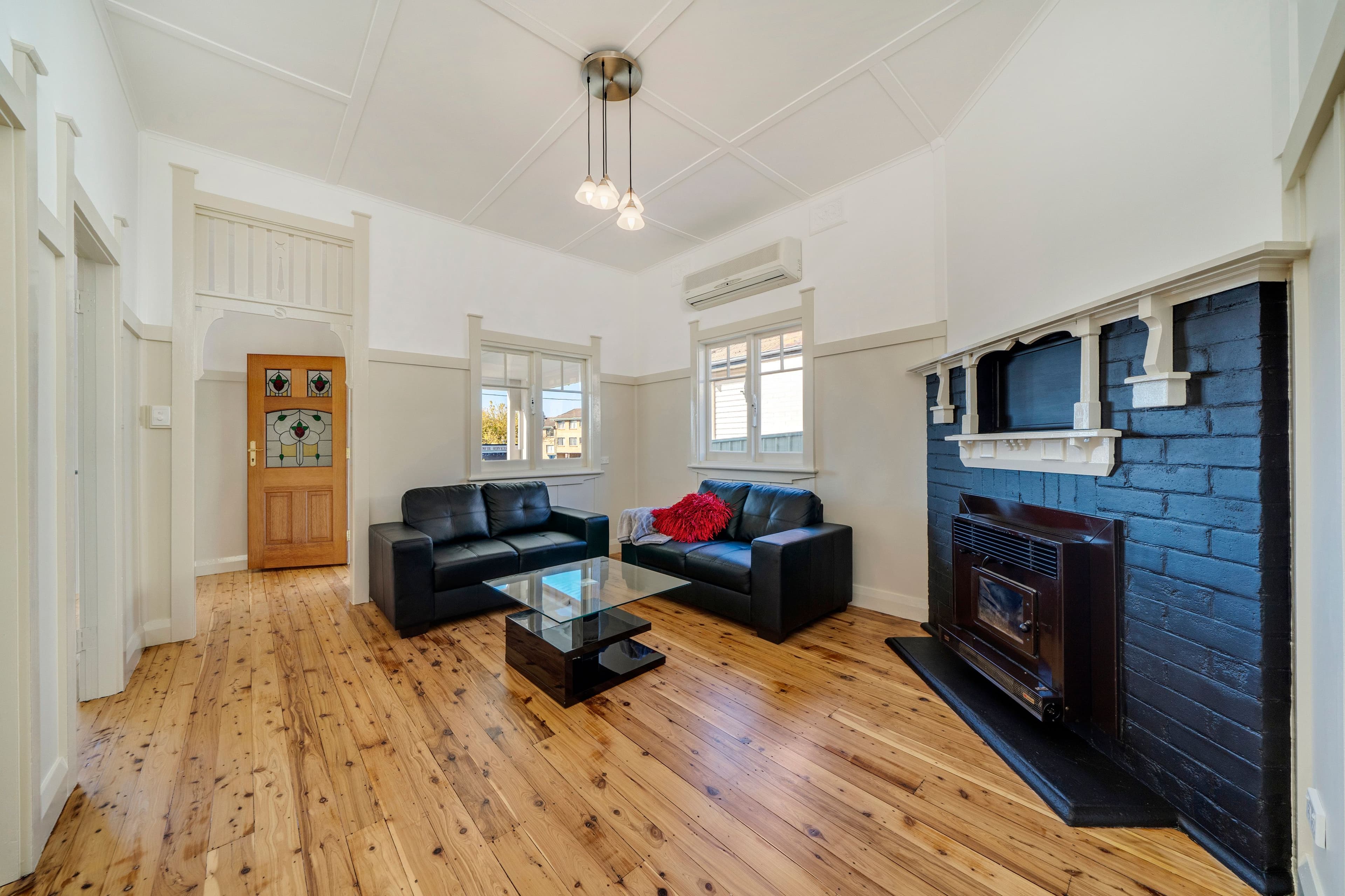 96 Uriarra Road, Crestwood - Thumbnail 4