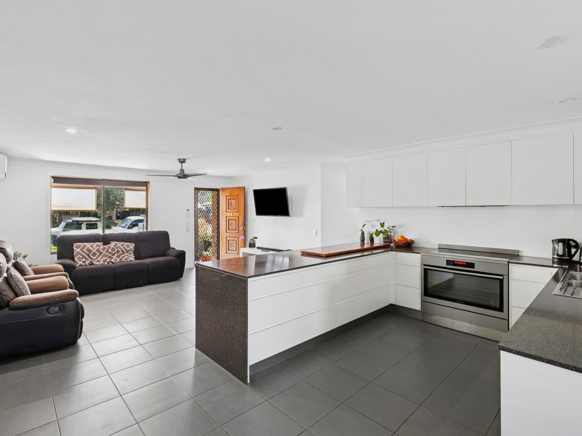 79 Jacaranda Avenue, Tweed Heads West, Tweed Heads West - Image 1