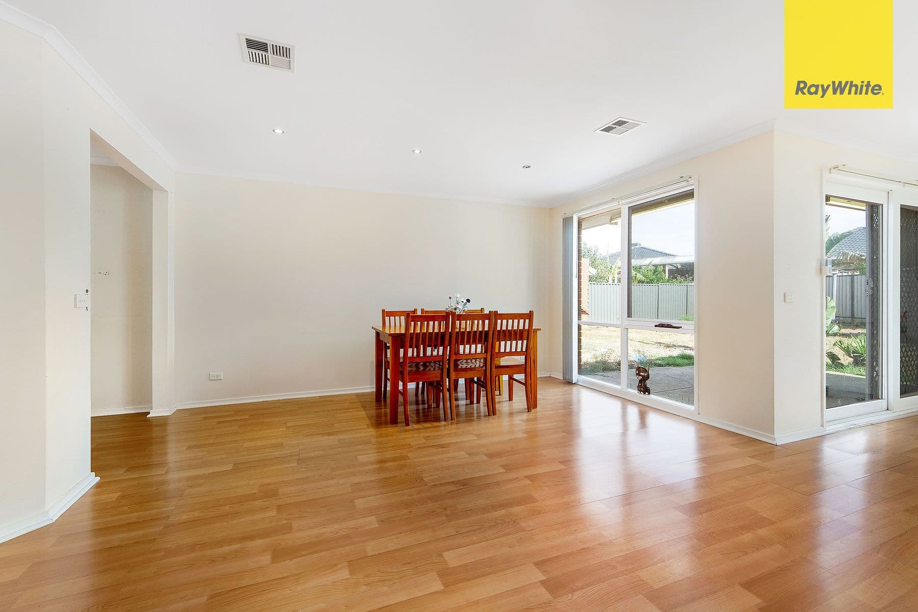 4 Shepherds Grove, Kings Park VIC 3021, Kings Park - Thumbnail 3