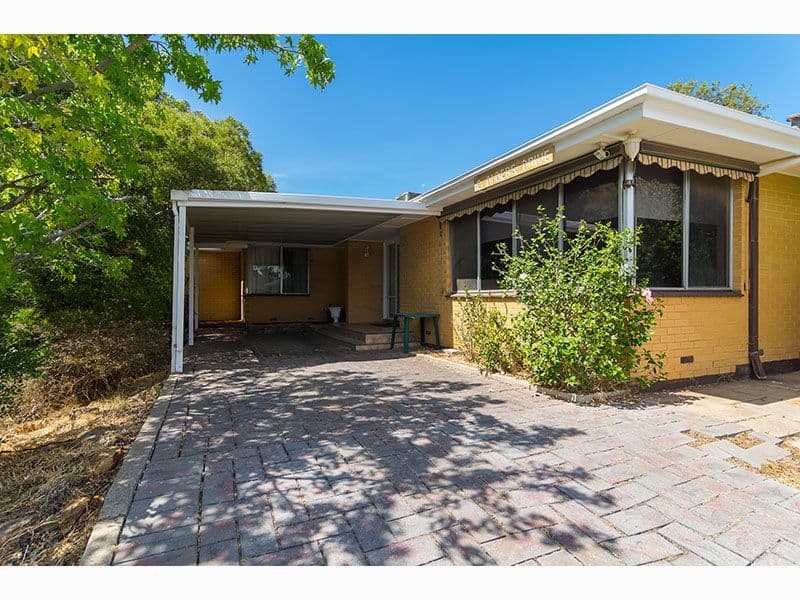 2 Alders Drive, Happy Valley SA 5159, Happy Valley - Thumbnail 2