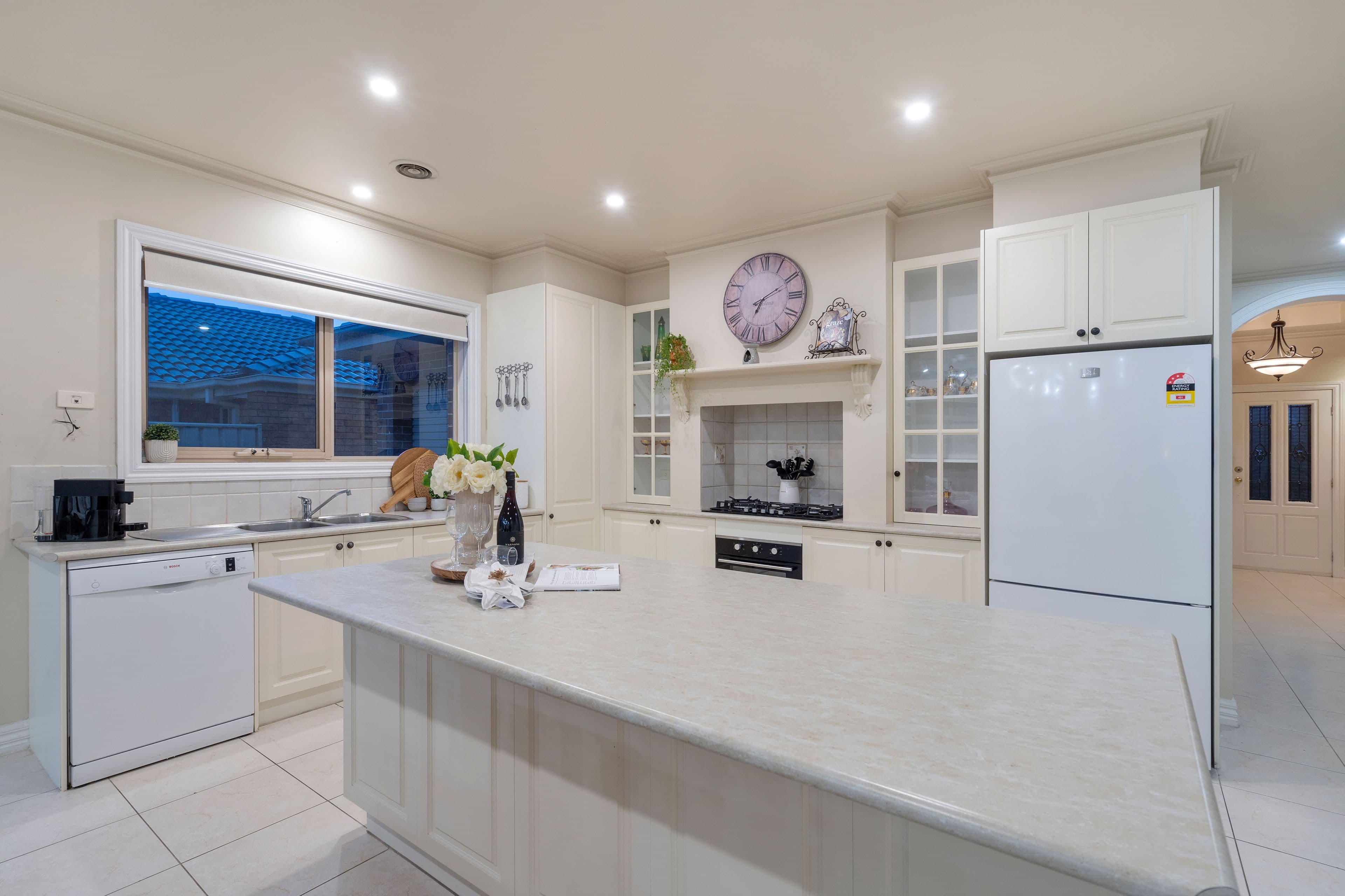 6 Farnham Court, Craigieburn VIC 3064, Craigieburn - Thumbnail 4