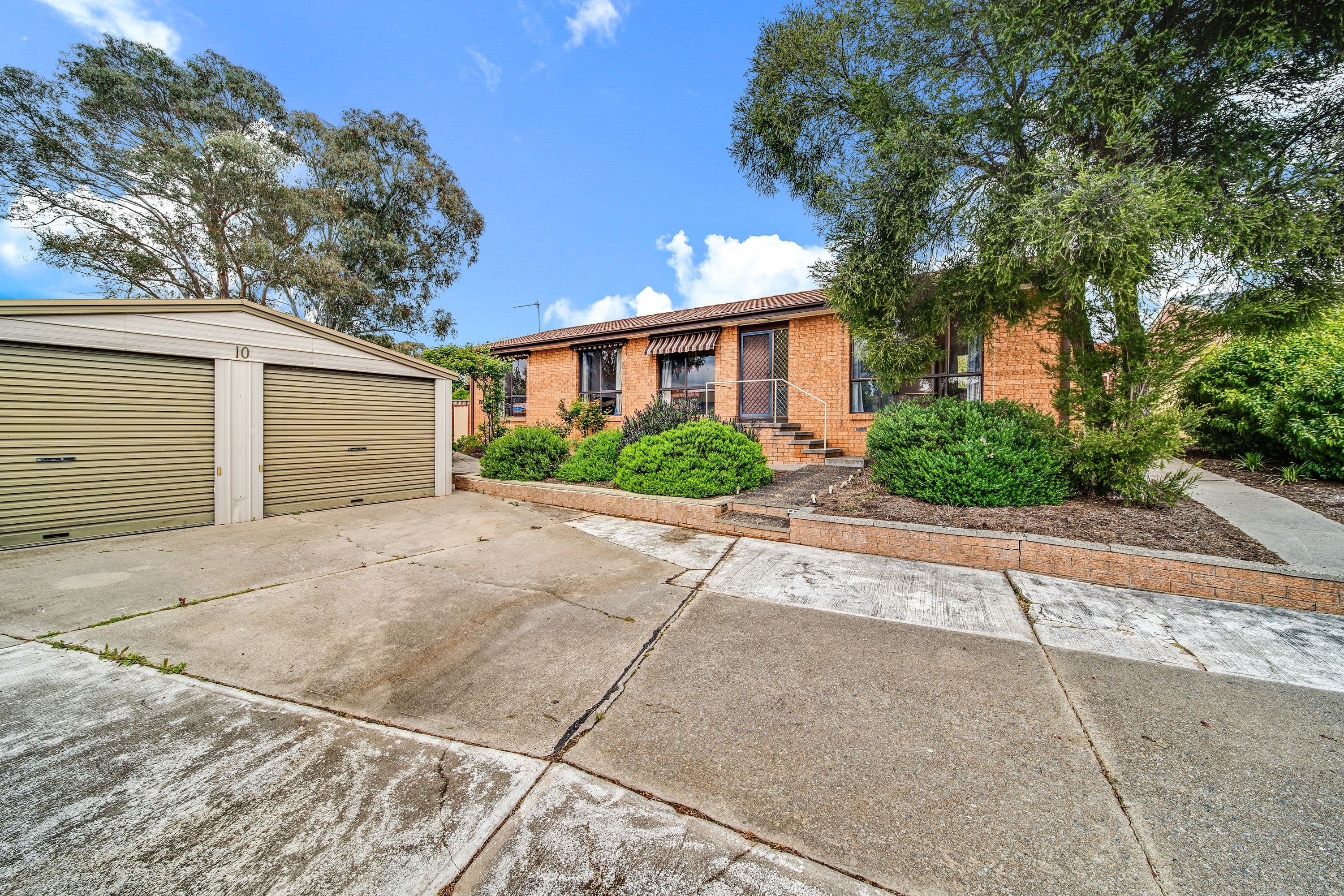 10 Farrelly Close, Oxley ACT 2903, Oxley - Thumbnail 2