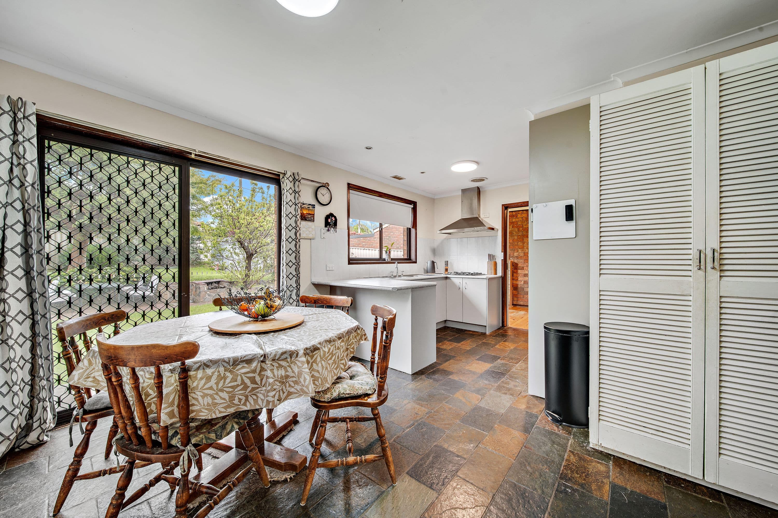 10 Farrelly Close, Oxley ACT 2903, Oxley - Thumbnail 7