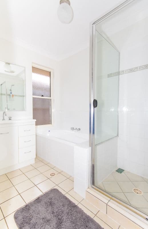 33 Freestone Drive, UPPER COOMERA QLD 4209, Upper Coomera - Thumbnail 7