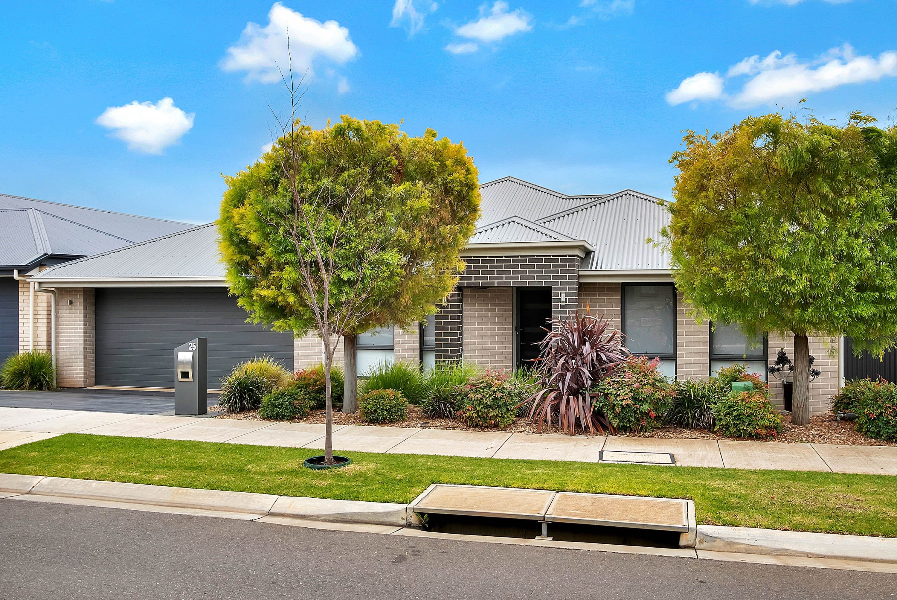 25 Treleaven Way, Gawler East SA 5118, Gawler East - Thumbnail 2