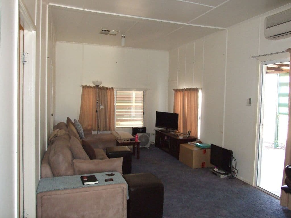 36 Miner Road, Longreach QLD 4730, Longreach - Thumbnail 2