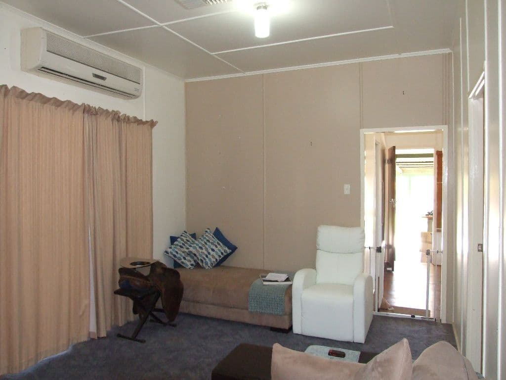 36 Miner Road, Longreach QLD 4730, Longreach - Thumbnail 3