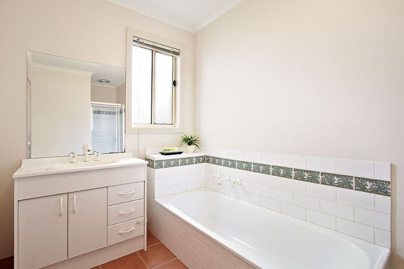 29 Chaleyer Street, RESERVOIR VIC 3073, Reservoir - Thumbnail 6