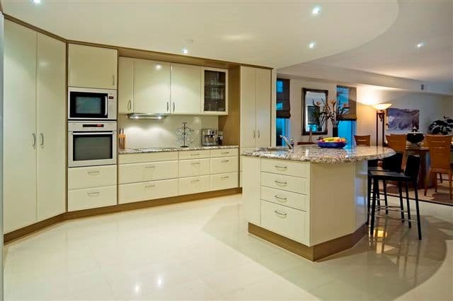 8063 Riverside Drive, SANCTUARY COVE QLD 4212, Sanctuary Cove - Thumbnail 2