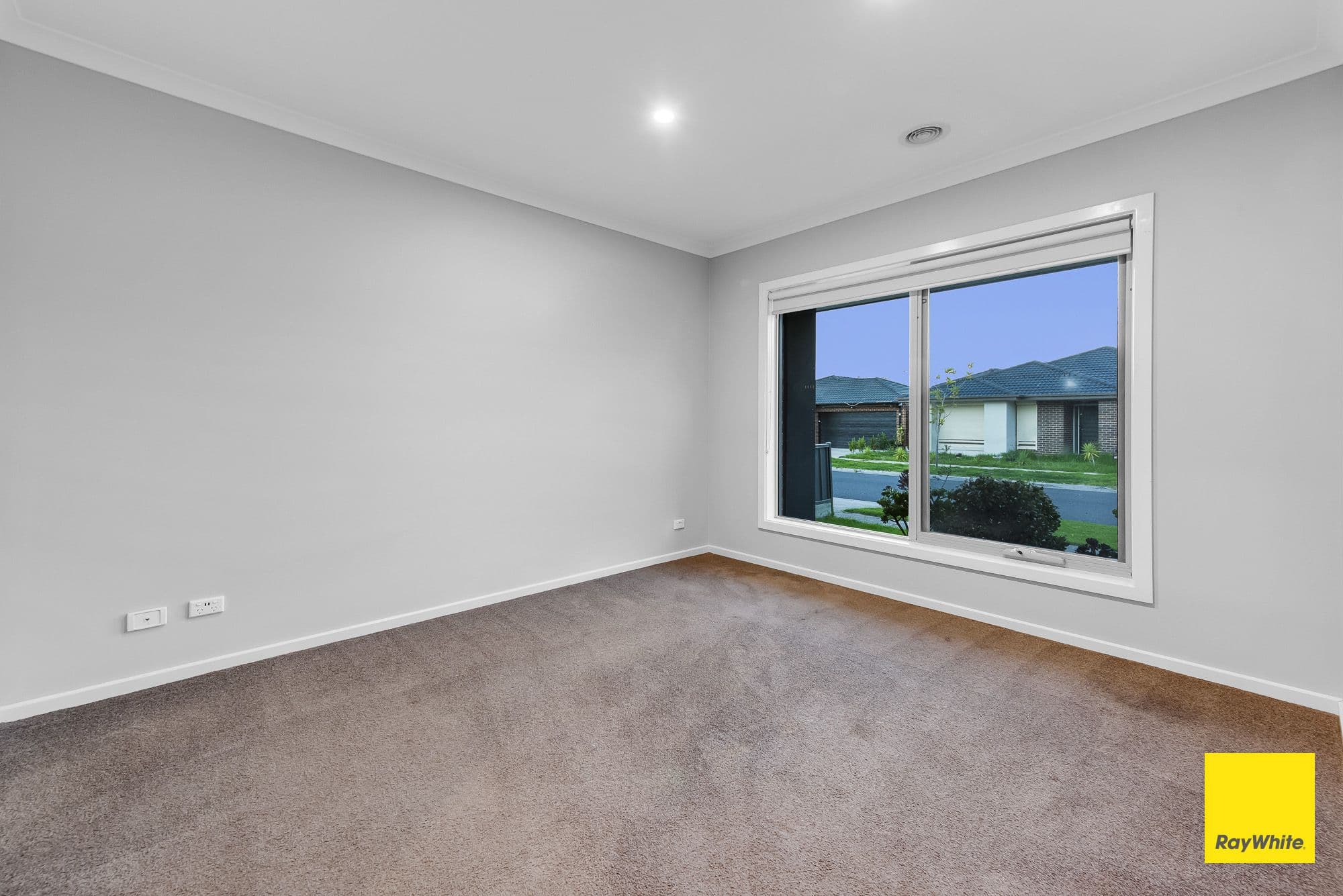 22 Zambezi Street, Tarneit VIC 3029, Tarneit - Thumbnail 2
