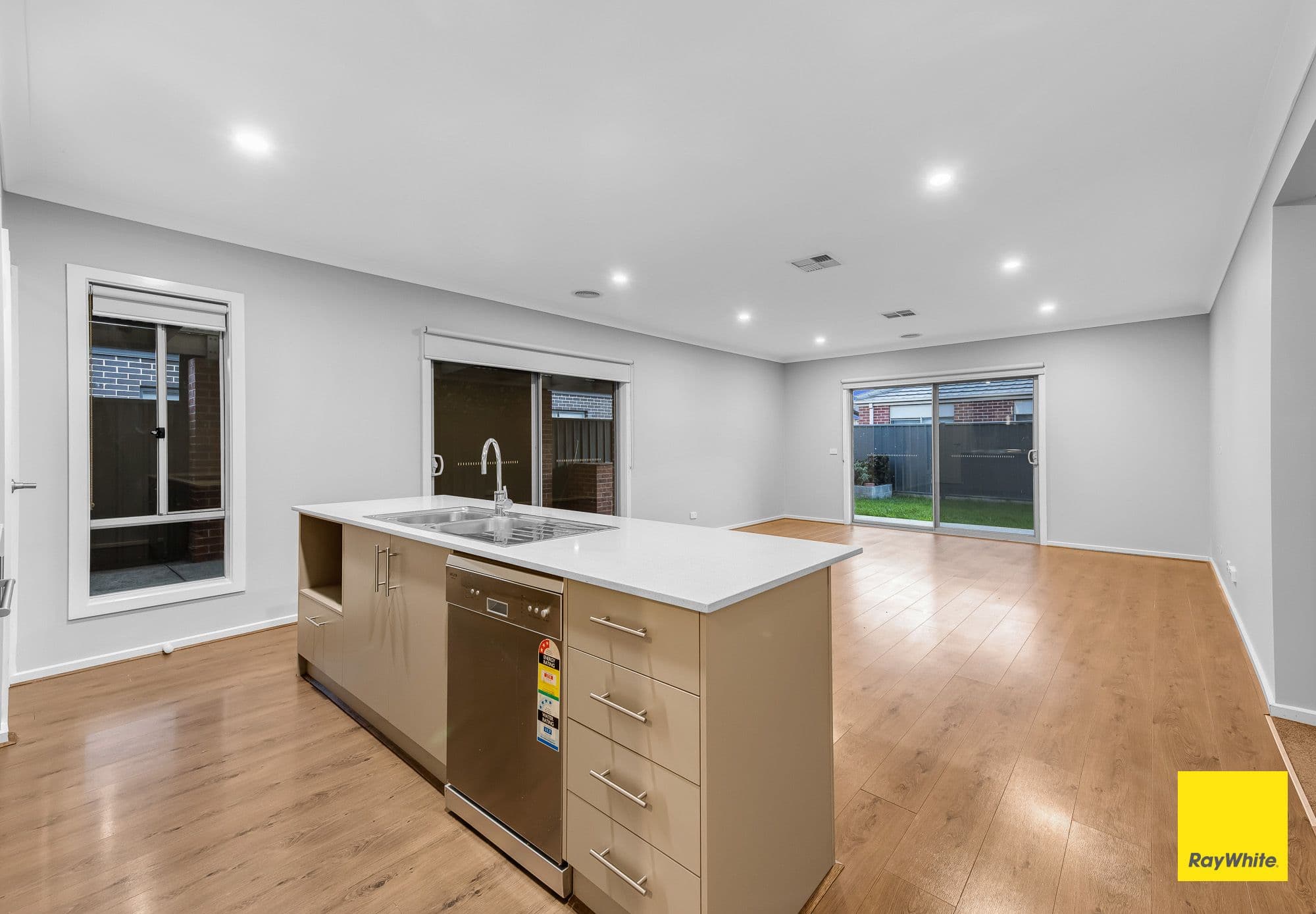 22 Zambezi Street, Tarneit VIC 3029, Tarneit - Thumbnail 6