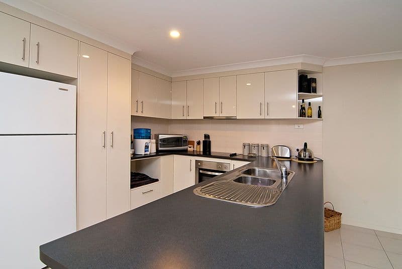 11 Durre Street, CALAMVALE QLD 4116, Calamvale - Thumbnail 4