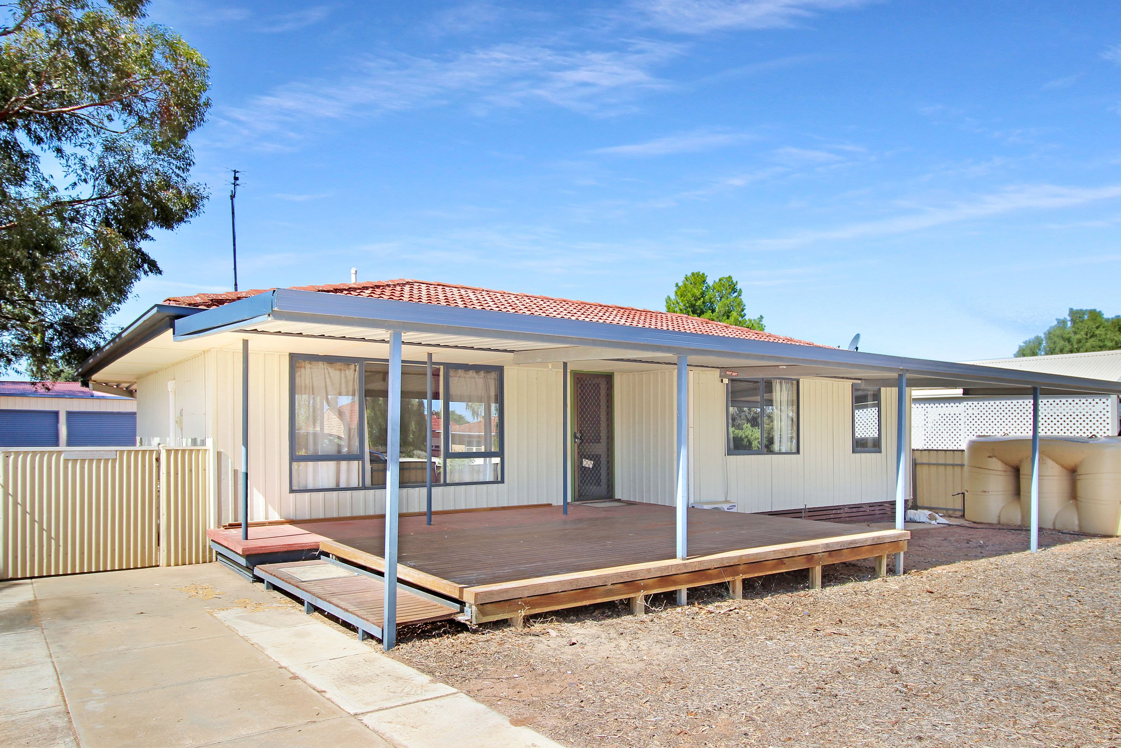 3 Burns Street, Waikerie SA 5330, Waikerie - Image 1