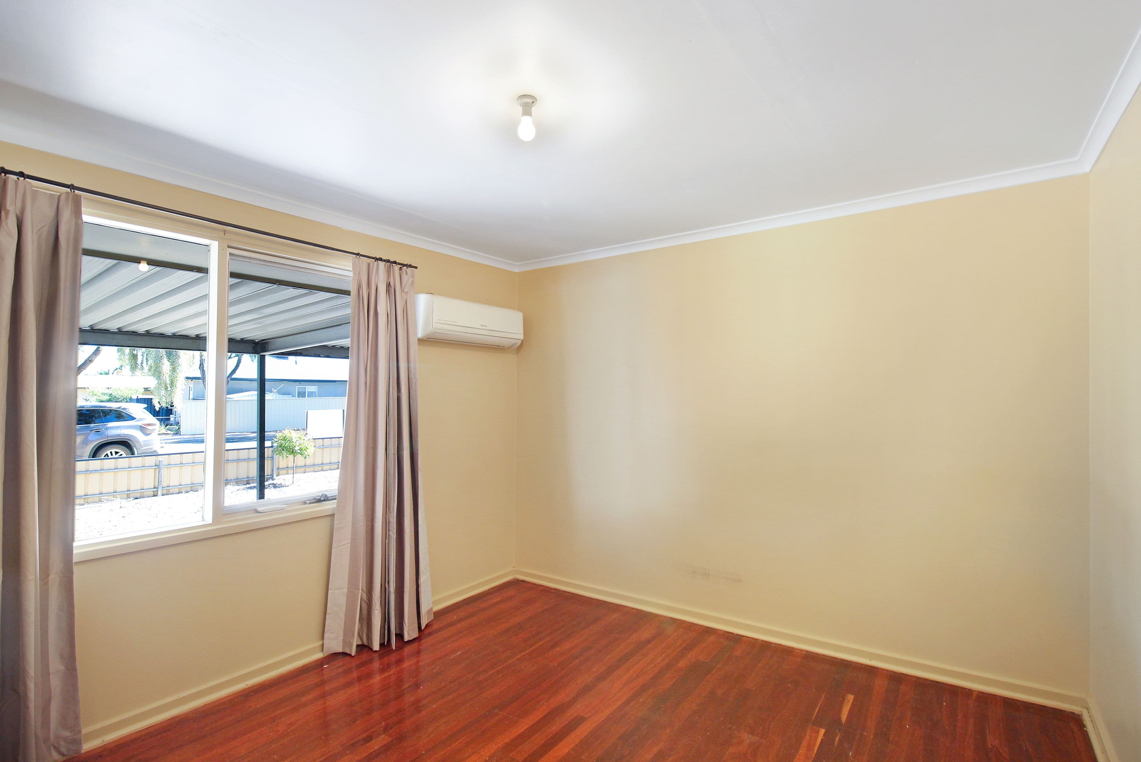 3 Burns Street, Waikerie SA 5330, Waikerie - Thumbnail 3