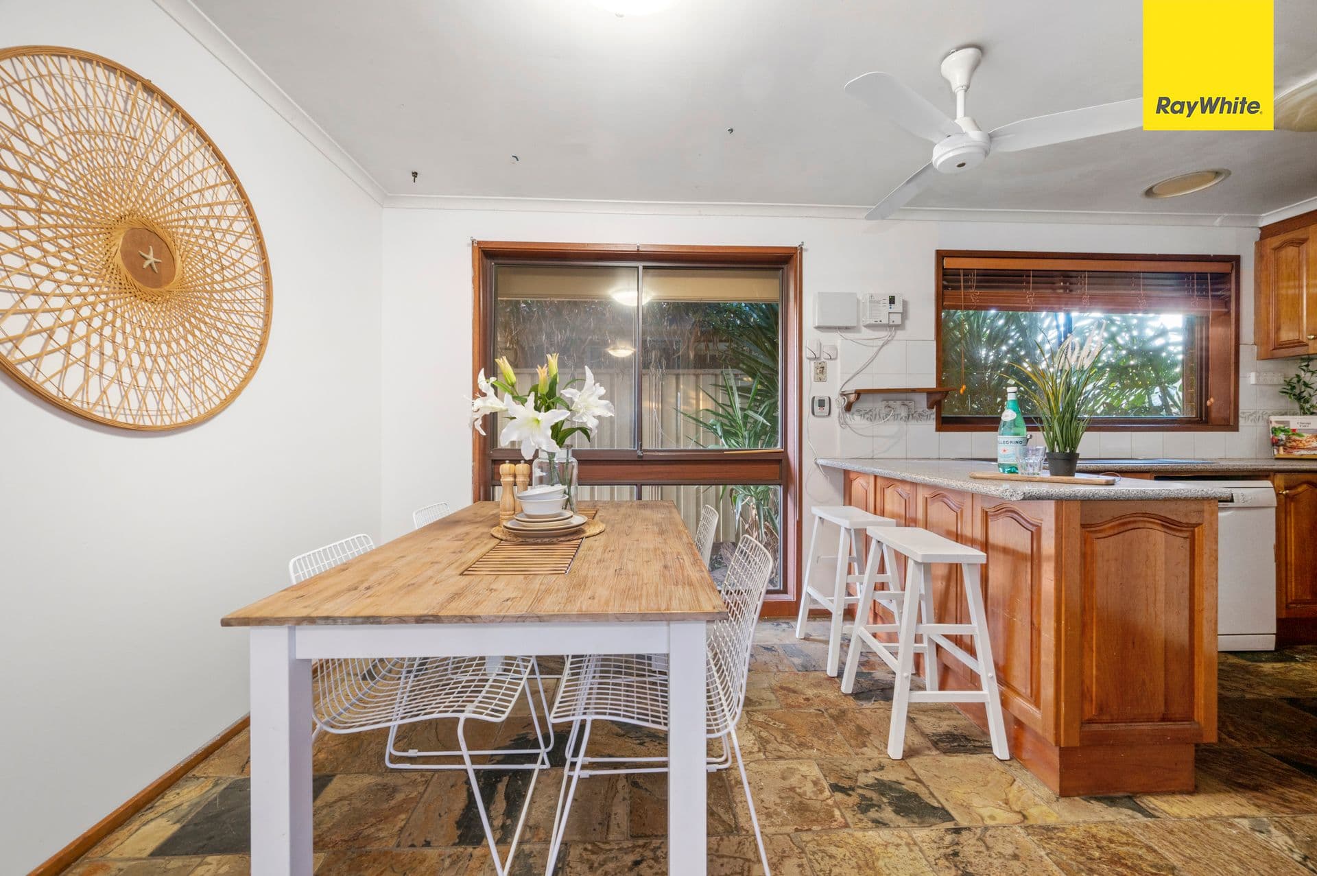6 Kevin Court, Melton South VIC 3338, Melton South - Thumbnail 5