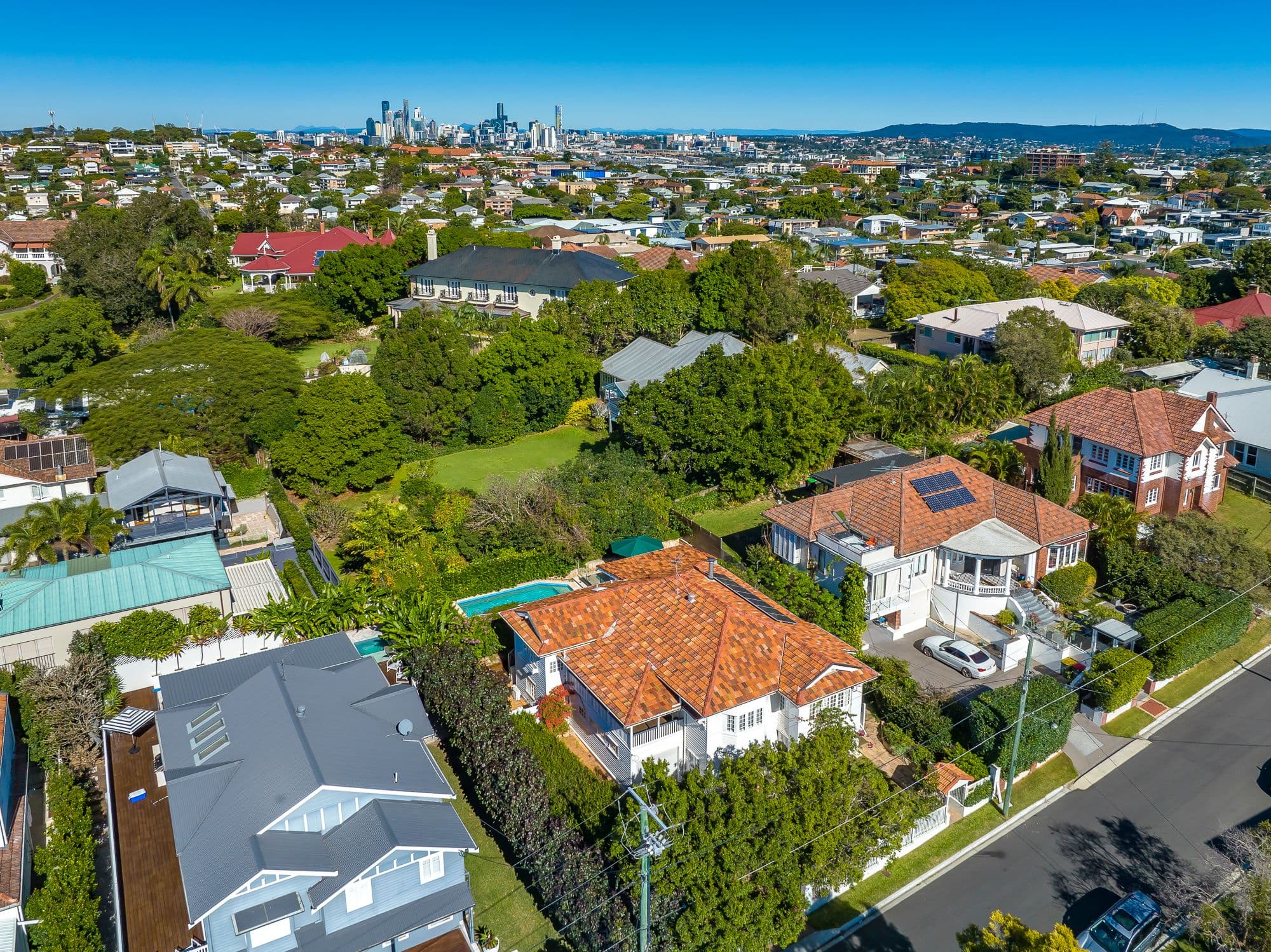 43 Creswick Street, Clayfield QLD 4011, Clayfield - Thumbnail 2