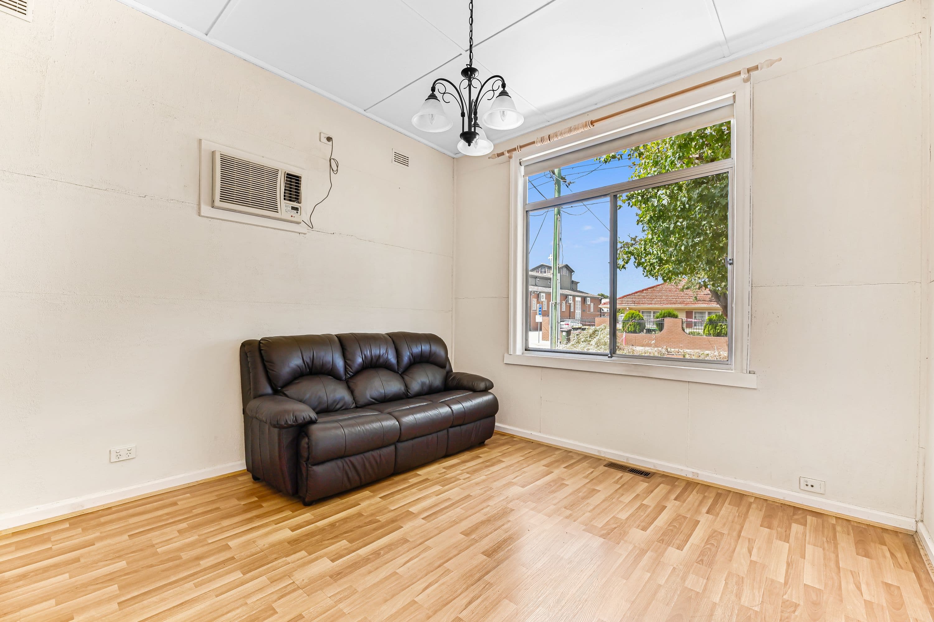 39 Knight Street, Clayton South VIC 3169, Clayton South - Thumbnail 2