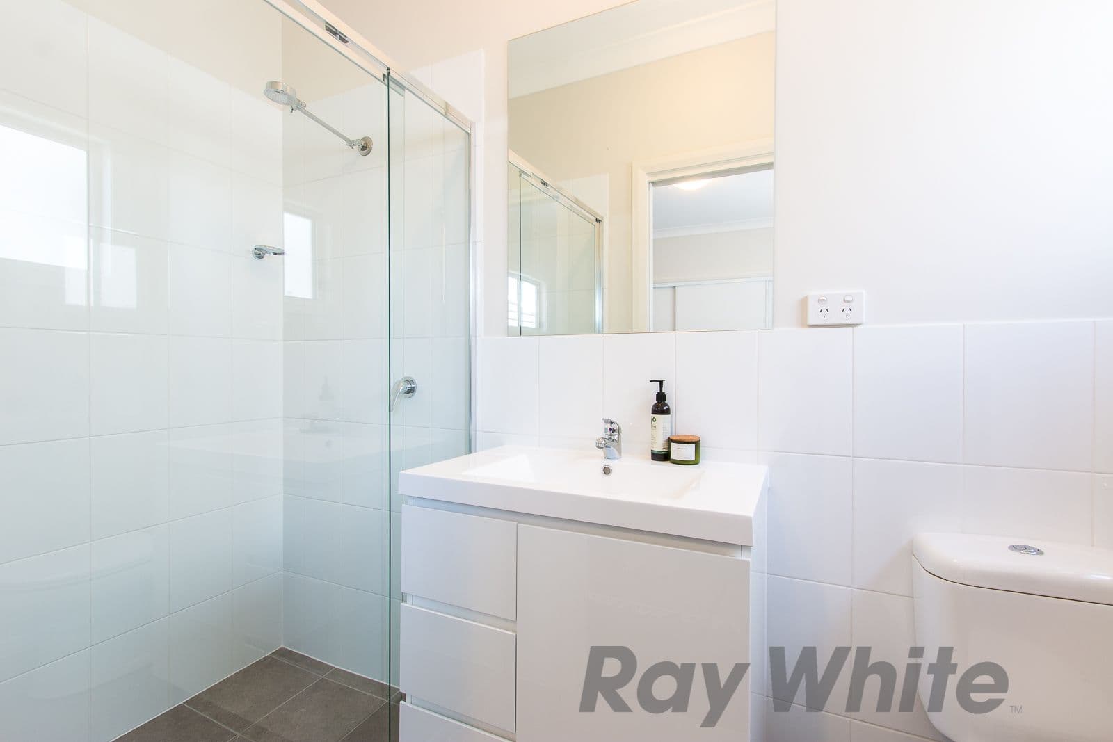 34 Blantyre Road, Macquarie Hills - Thumbnail 7