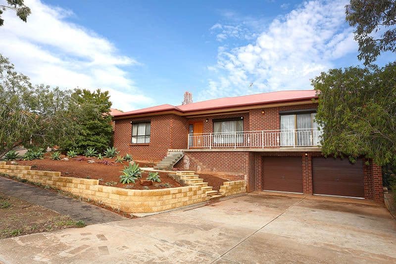 5 Meadow Lane, Gulfview Heights SA 5096, Gulfview Heights - Image 1
