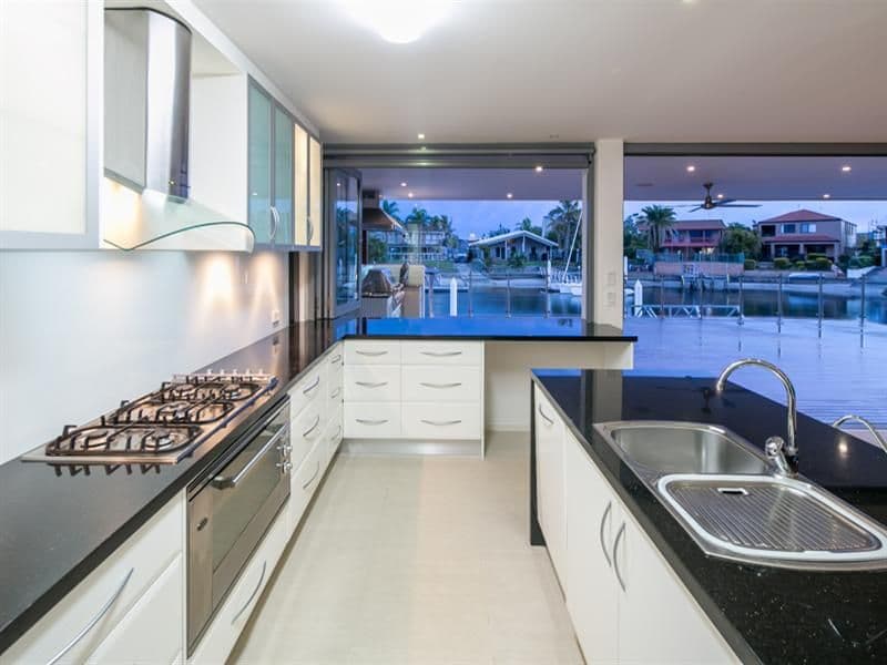 12 Huon Crescent, Runaway Bay QLD 4216, Runaway Bay - Thumbnail 6