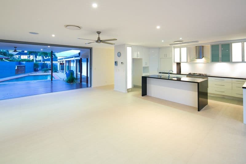 12 Huon Crescent, Runaway Bay QLD 4216, Runaway Bay - Thumbnail 7