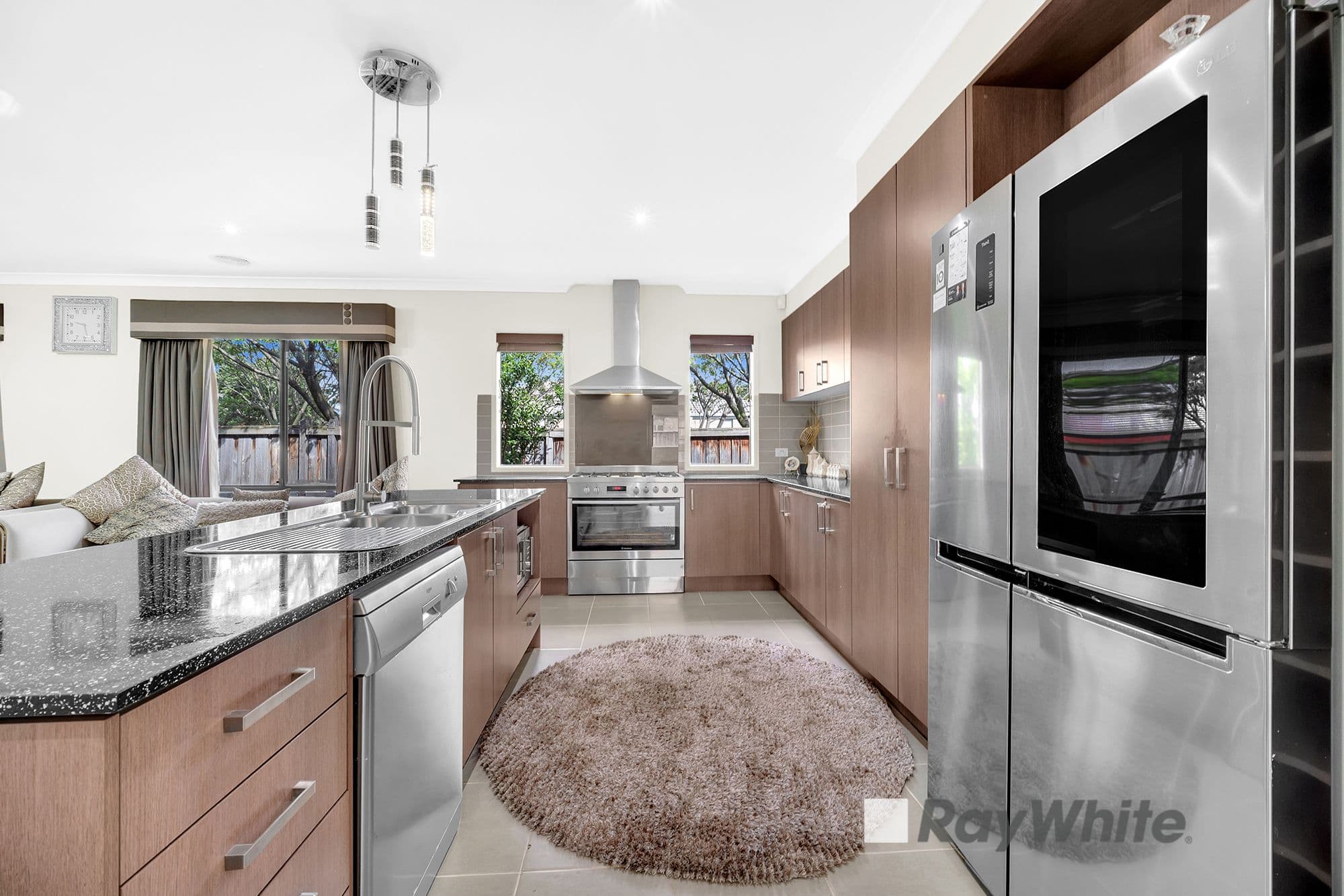 36 Mickleham Drive, Cranbourne North VIC 3977, Cranbourne North - Thumbnail 2
