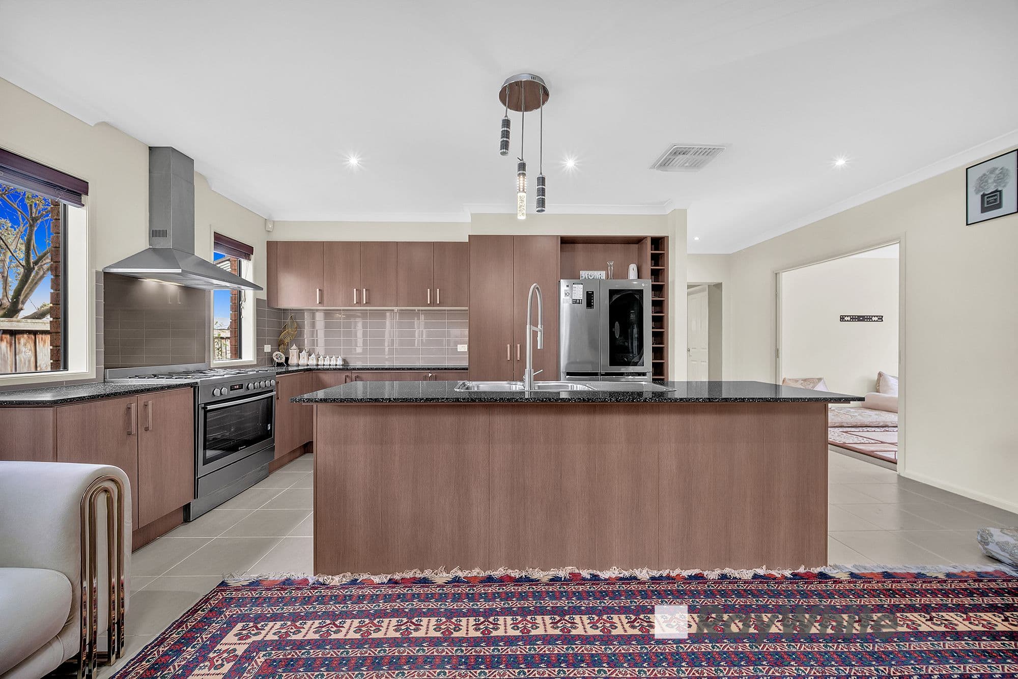 36 Mickleham Drive, Cranbourne North VIC 3977, Cranbourne North - Thumbnail 3