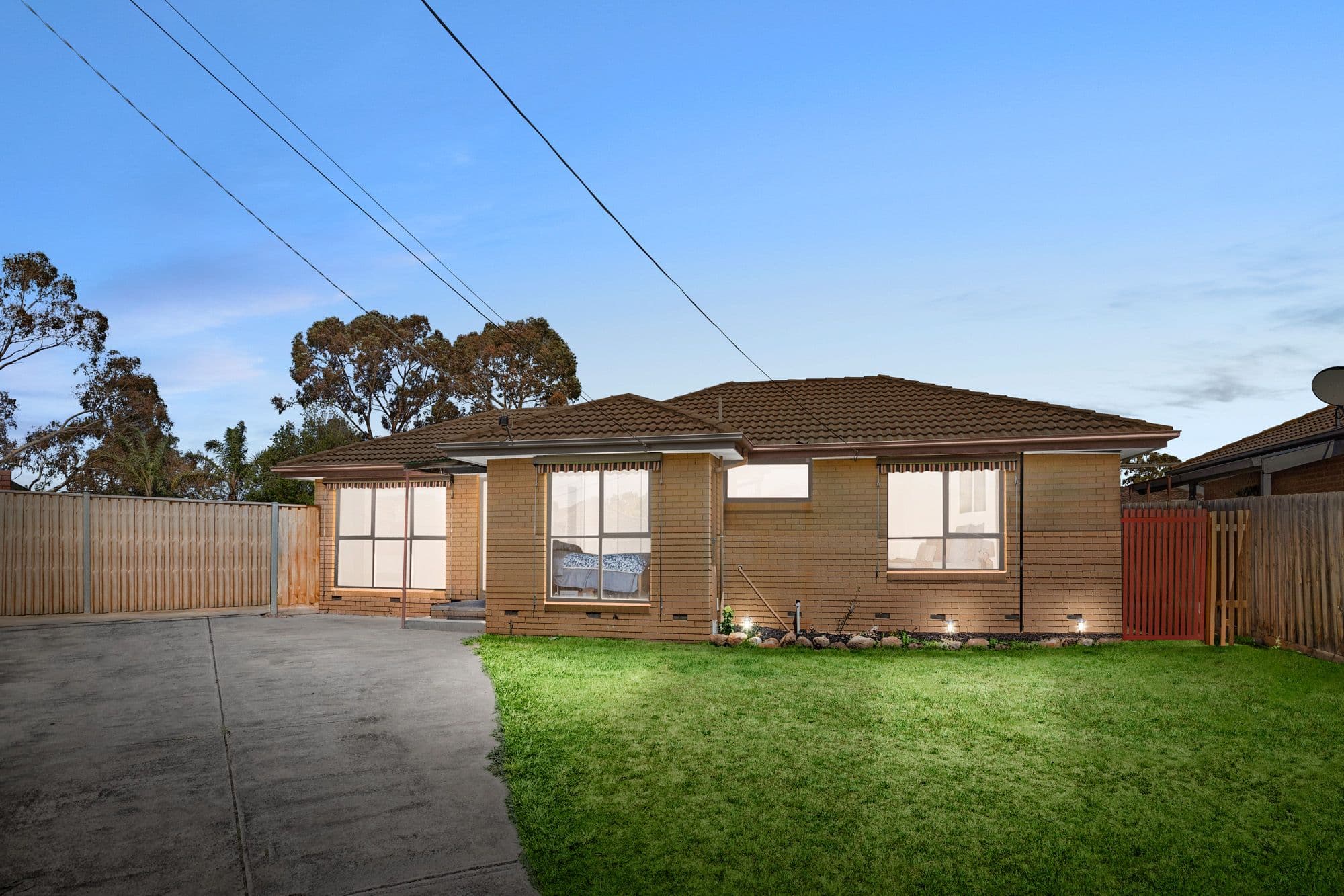 2 Totara Court, Werribee VIC 3030, Werribee - Thumbnail 2