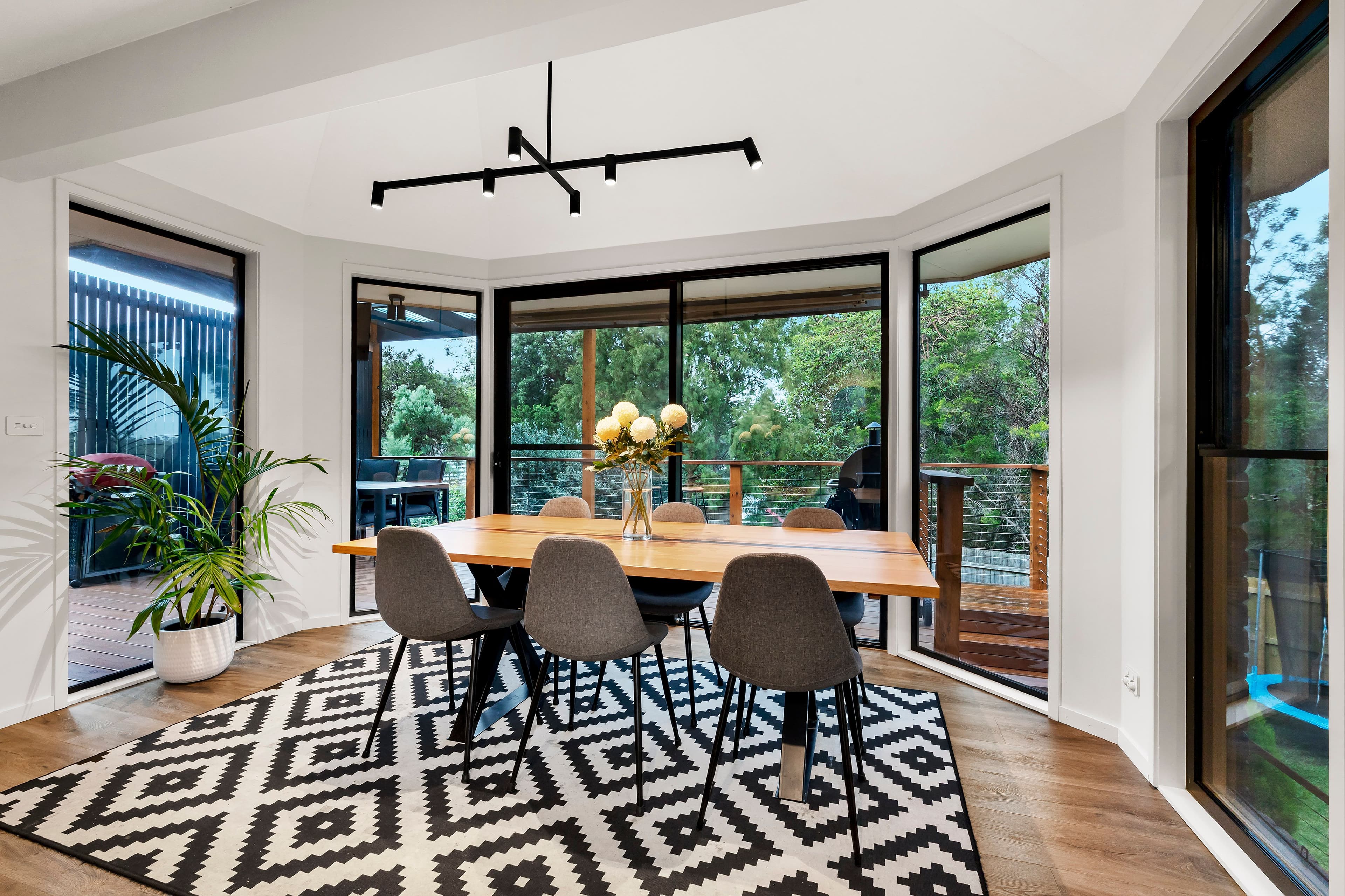 12 Macleod Parade, Macleod VIC 3085, Macleod - Thumbnail 4