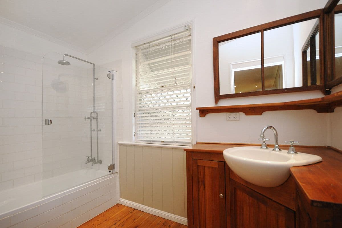 10 Wallace Street, NEWTOWN QLD 4350, Newtown - Thumbnail 7