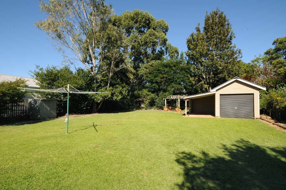 10 Wallace Street, NEWTOWN QLD 4350, Newtown - Thumbnail 8