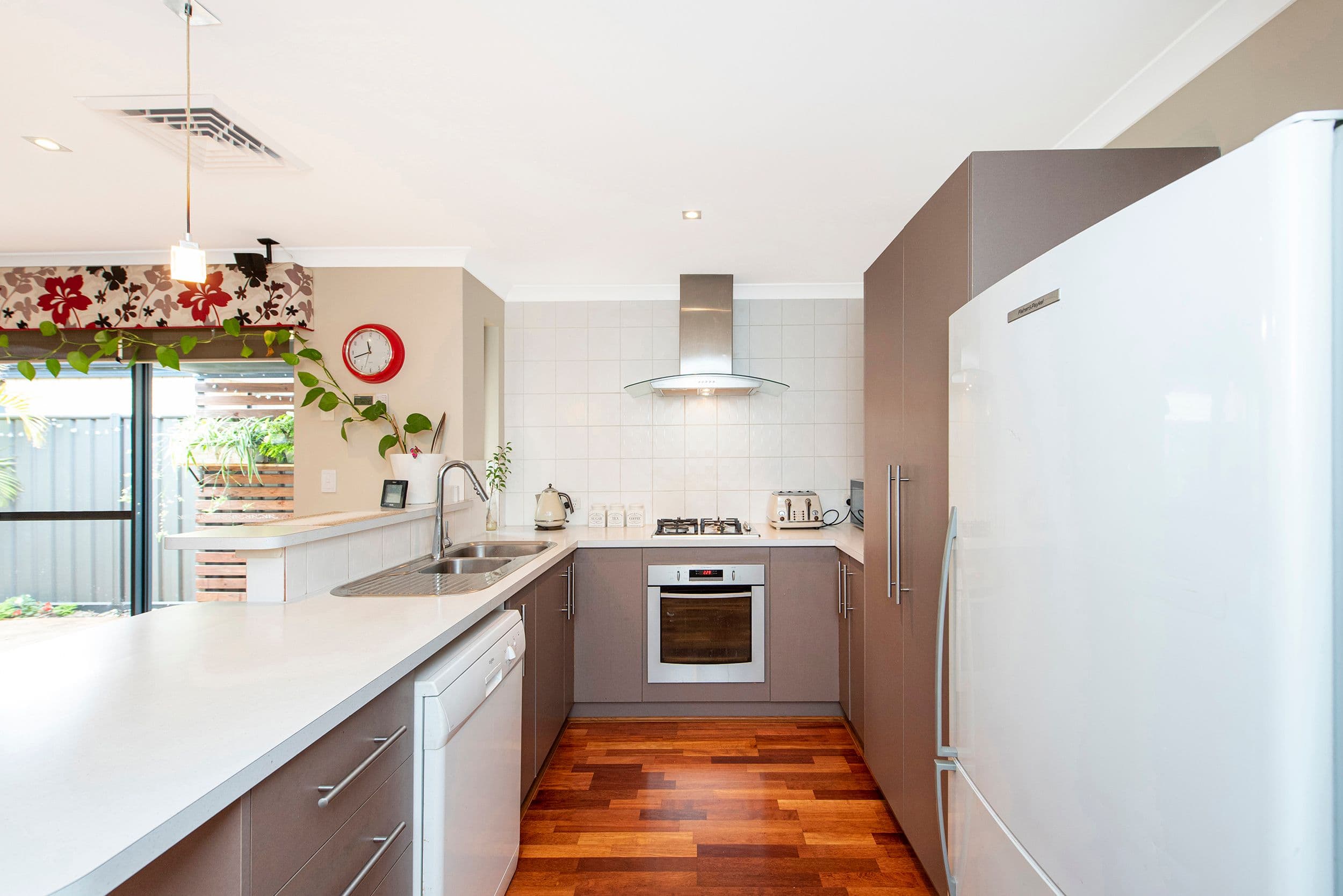 8 Honeysuckle Mews, Baldivis WA 6171, Baldivis - Thumbnail 3