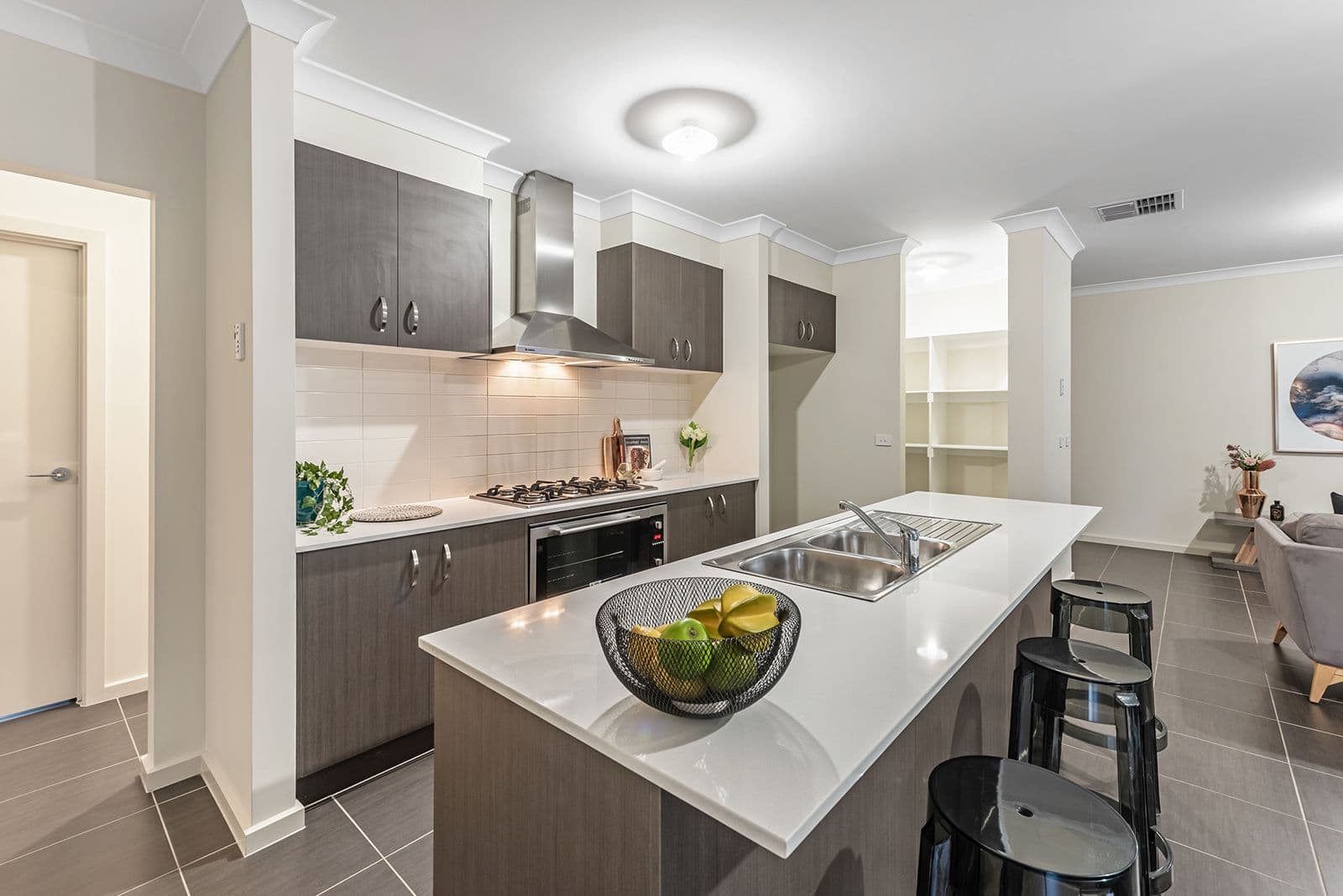 660 Grand Boulevard, Mickleham VIC 3064, Mickleham - Thumbnail 5