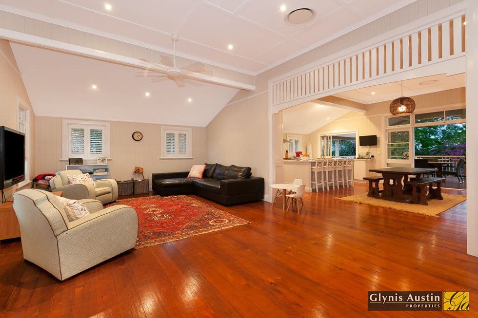 62 Leslie Street, BARDON QLD 4065, Bardon - Thumbnail 2