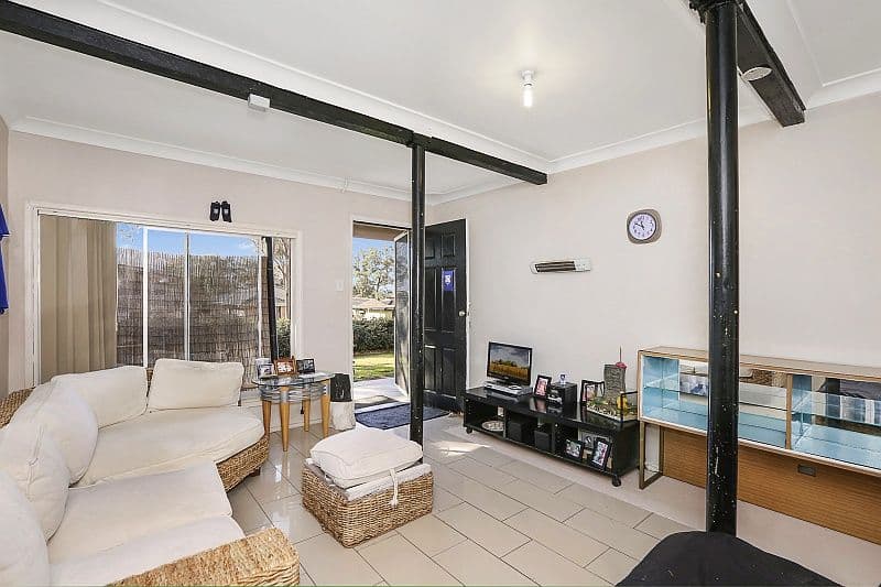 52 Gladys Avenue, Berkeley Vale - Thumbnail 6