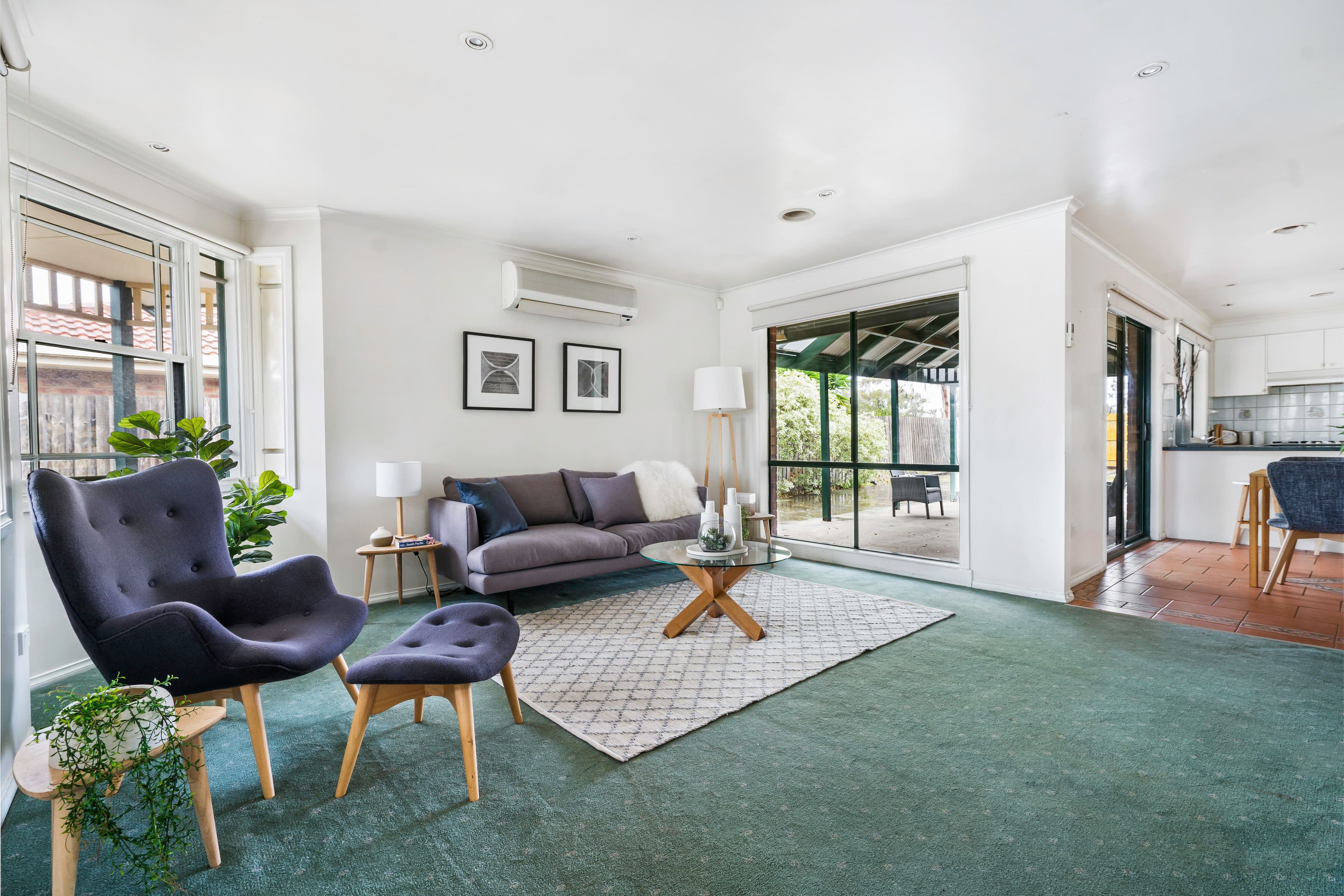 11 Manchester Drive, Sydenham VIC 3037, Sydenham - Thumbnail 2
