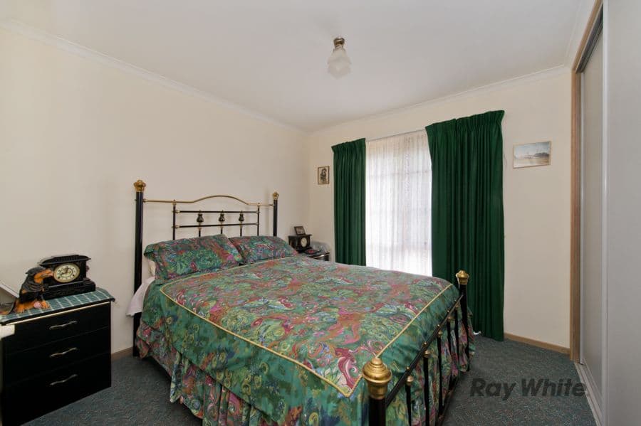 1 Hannah Close, Melton West VIC 3337, Melton West - Thumbnail 7