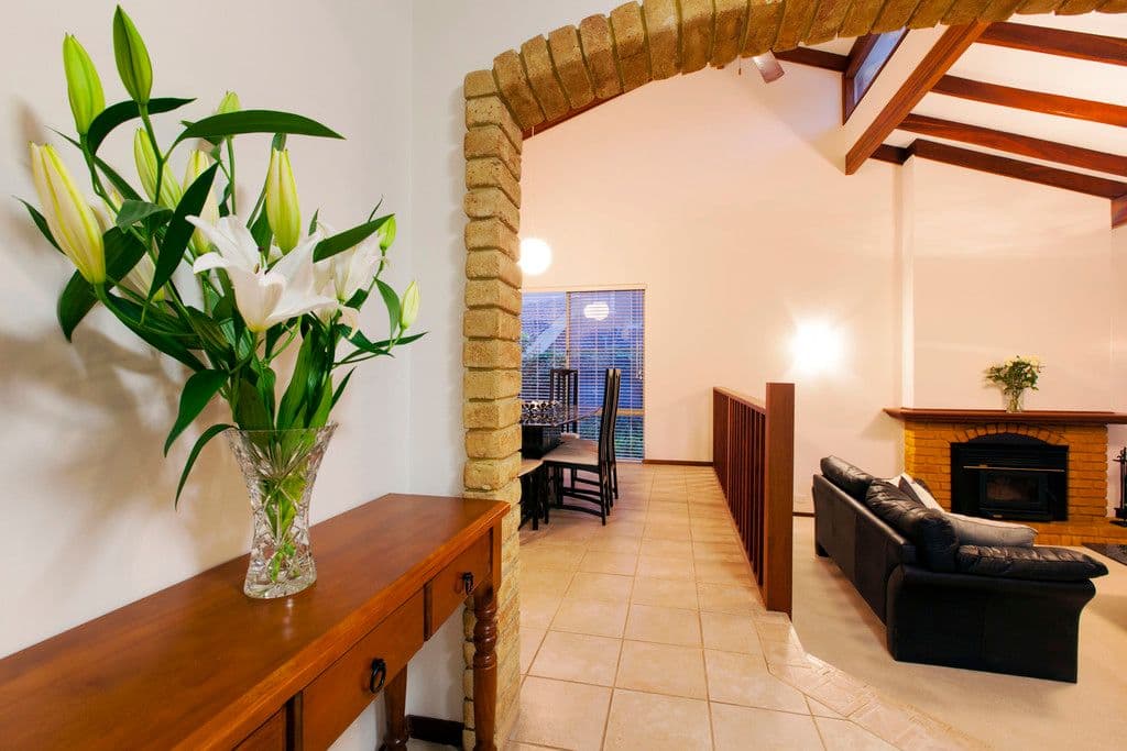 8 Lake Carine Gardens, Carine WA 6020, Carine - Thumbnail 4
