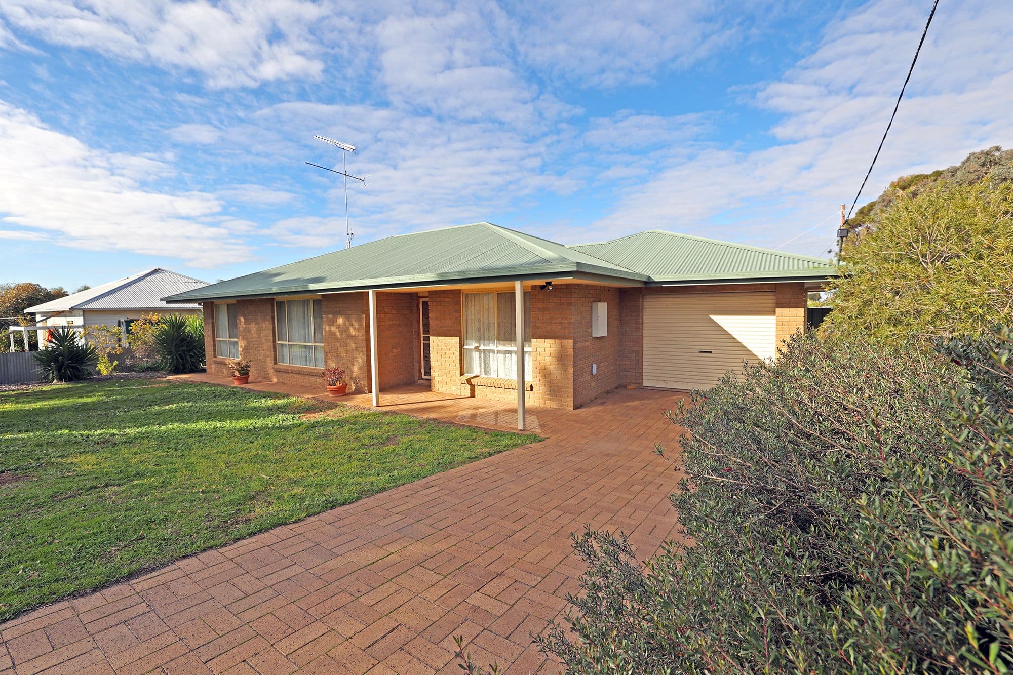 4 Cooper Street, Ouyen VIC 3490, Ouyen - Thumbnail 2