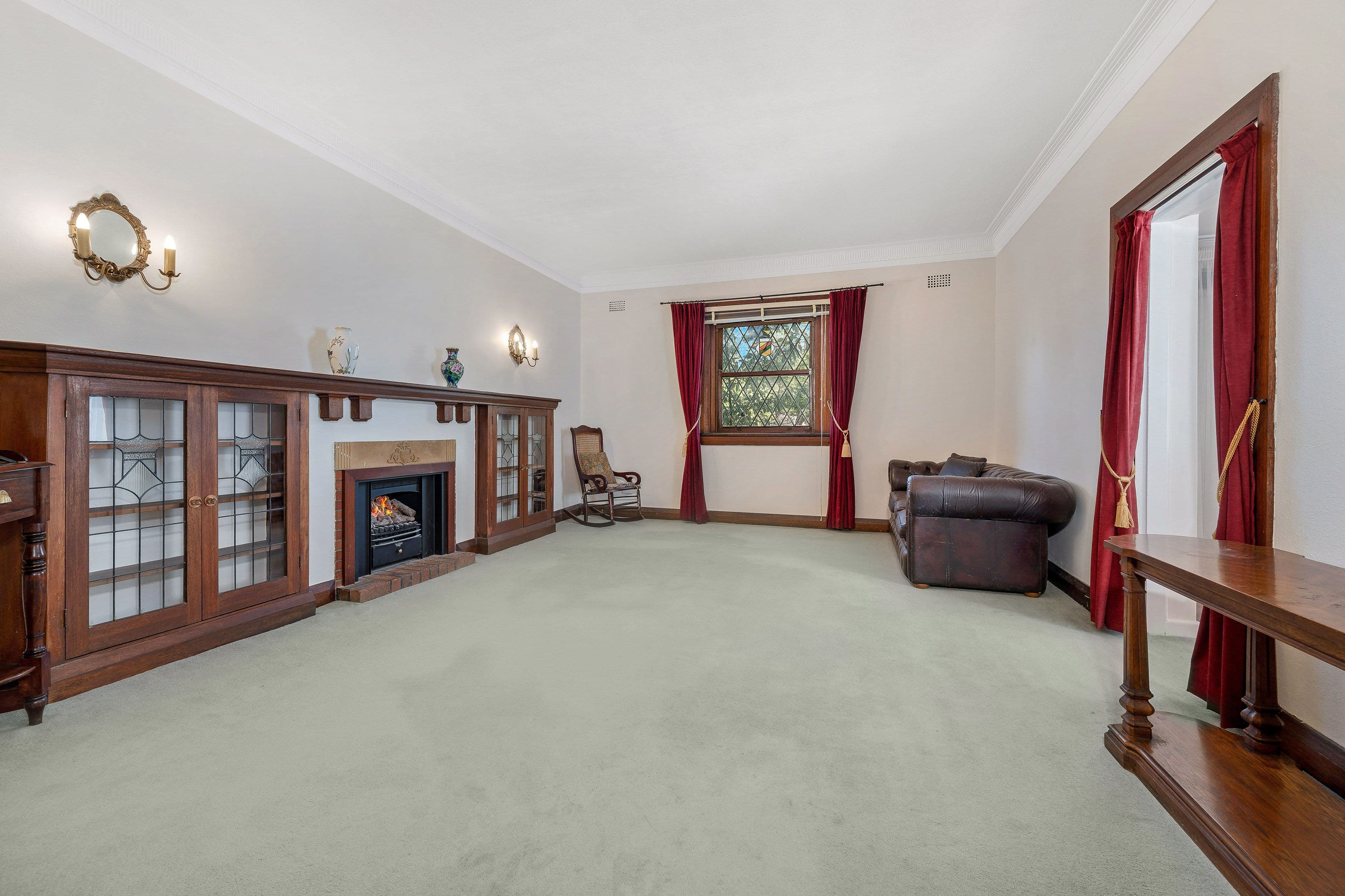 4 Neirbo Avenue, Hurstville NSW 2220, Hurstville - Thumbnail 2
