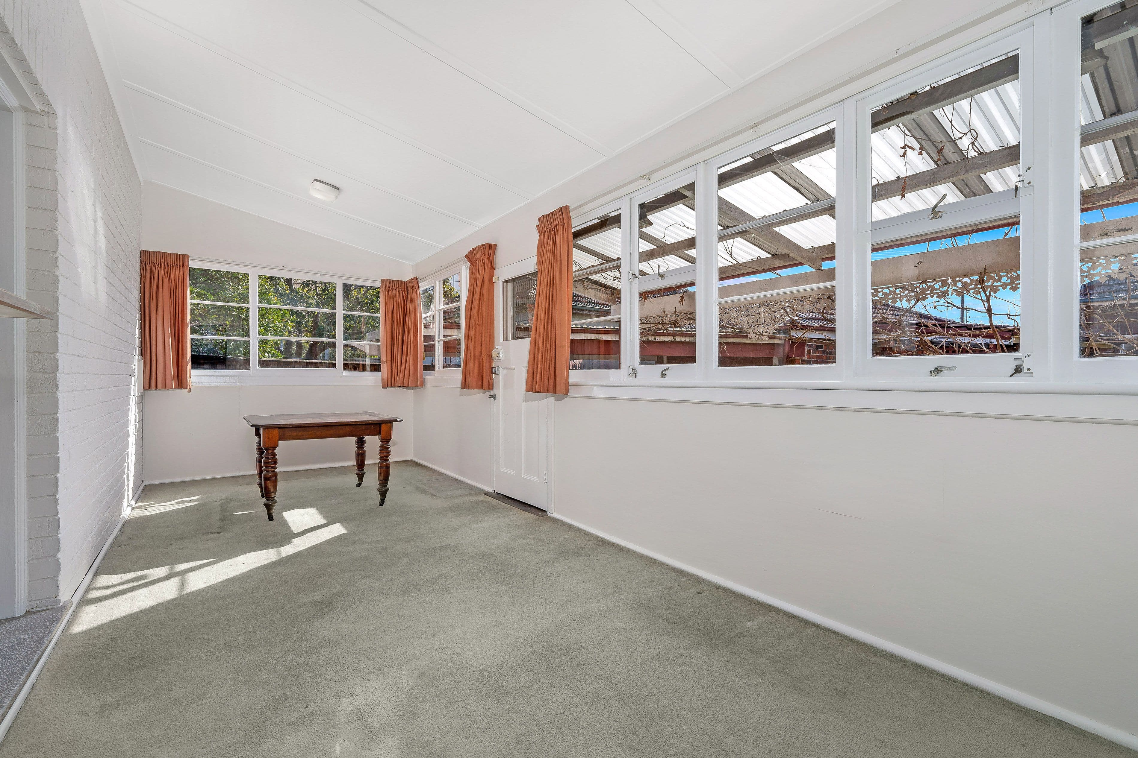 4 Neirbo Avenue, Hurstville NSW 2220, Hurstville - Thumbnail 5