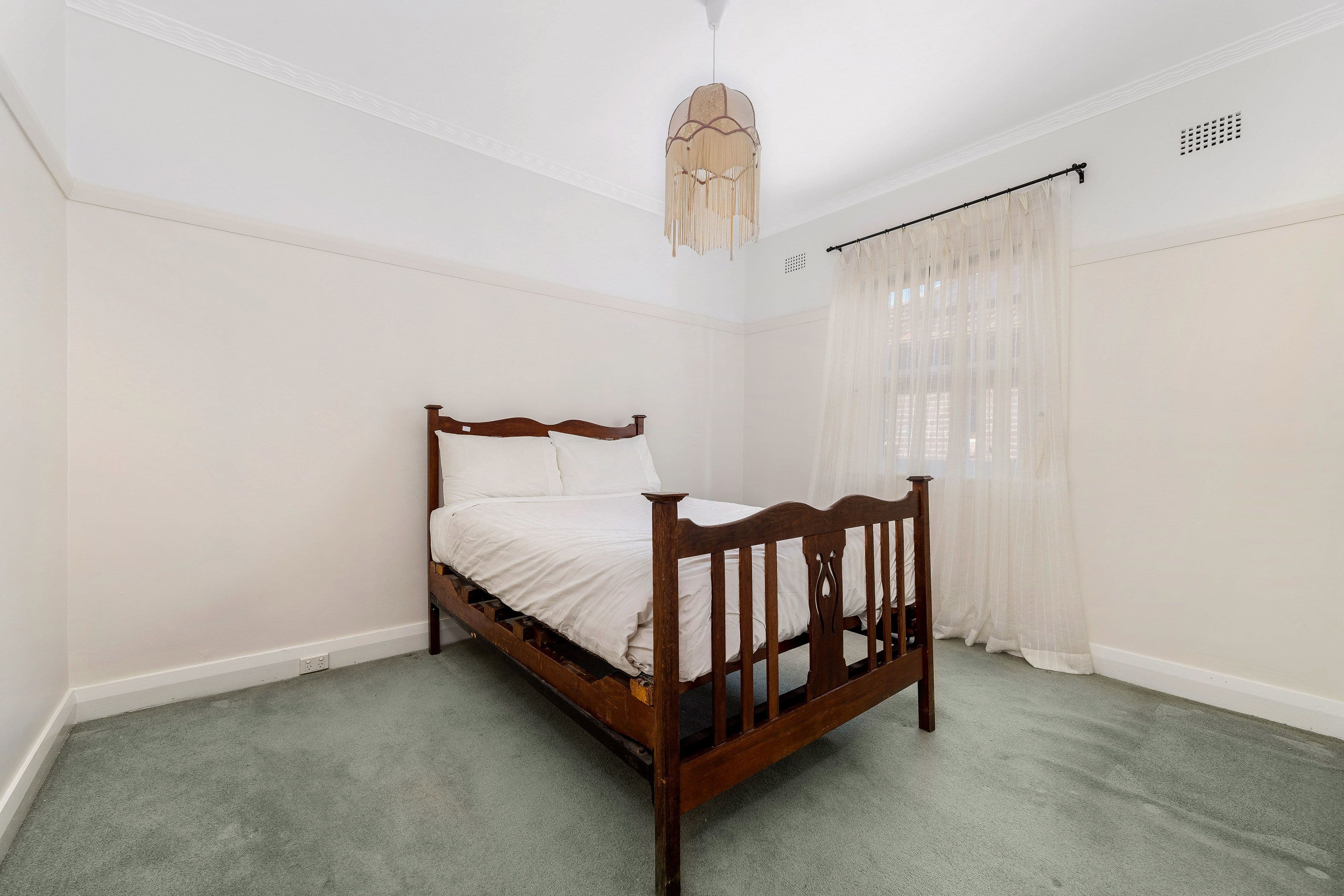 4 Neirbo Avenue, Hurstville NSW 2220, Hurstville - Thumbnail 7