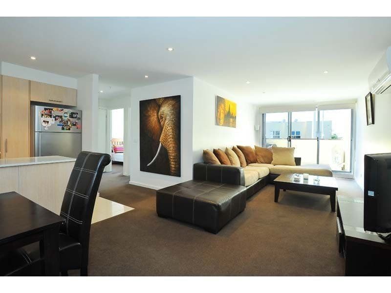 102/117 Pier Street, Altona - Thumbnail 2