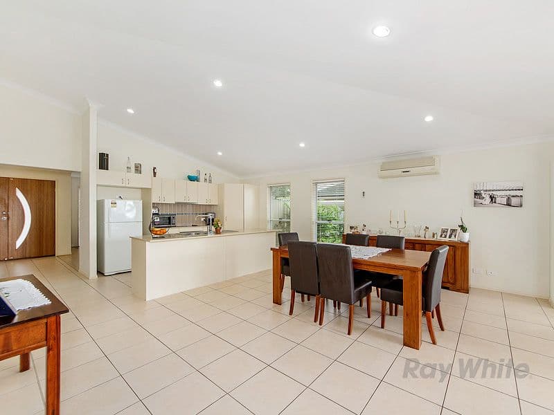 9 Charlton Crescent, Ormeau QLD 4208, Ormeau - Thumbnail 5