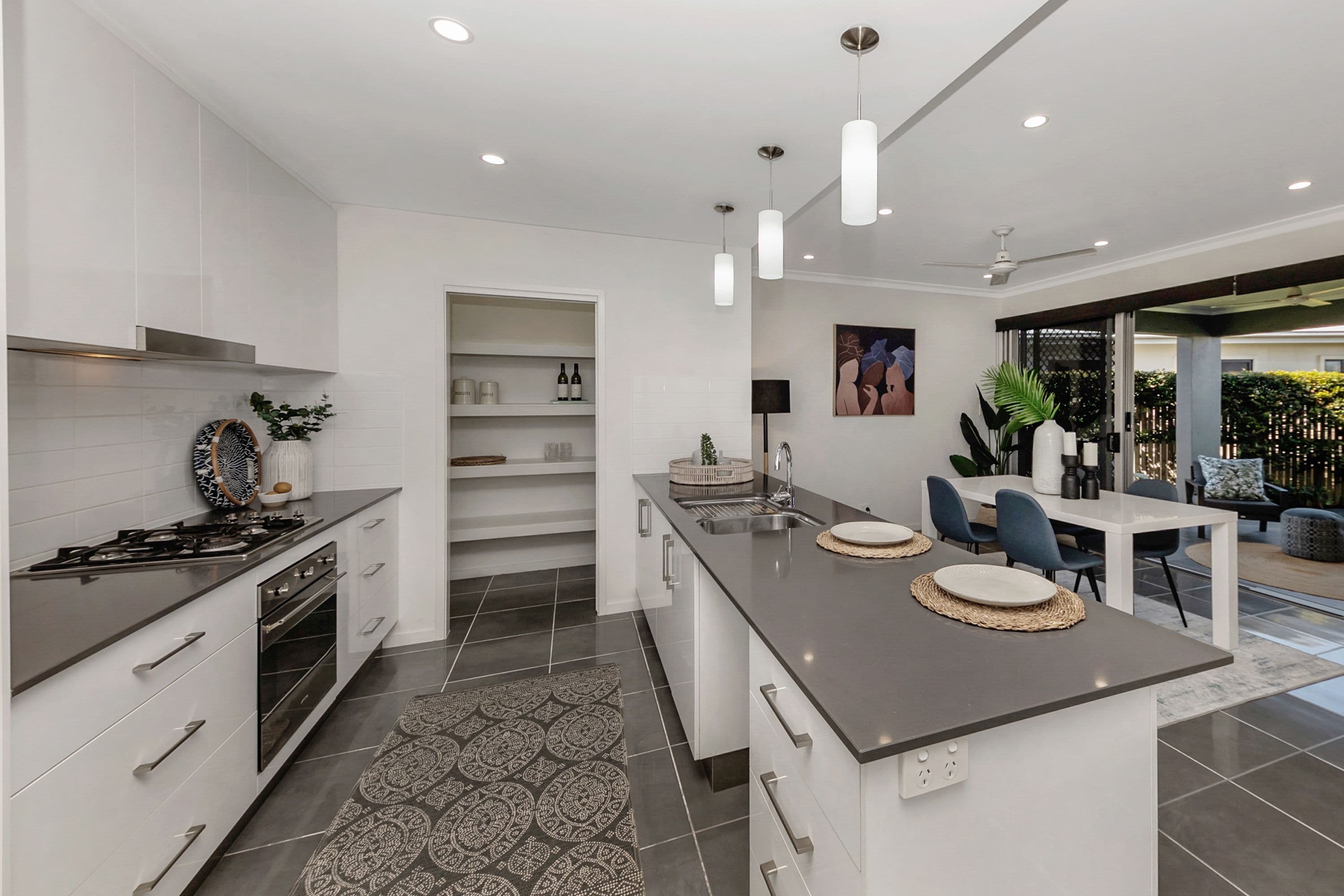 23 Mainwaring Way, Oonoonba QLD 4811, Oonoonba - Thumbnail 2