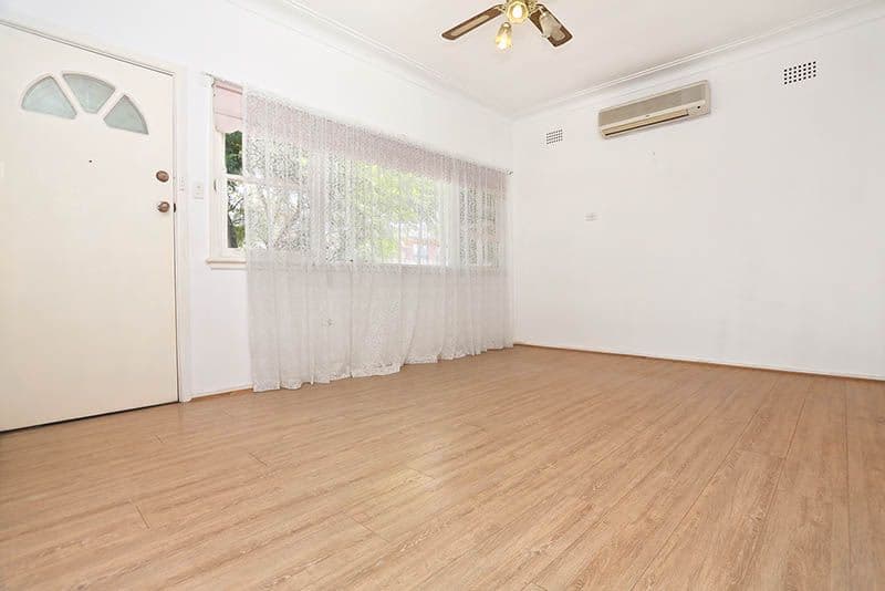 13 Robina Street, Blacktown NSW 2148, Blacktown - Thumbnail 2