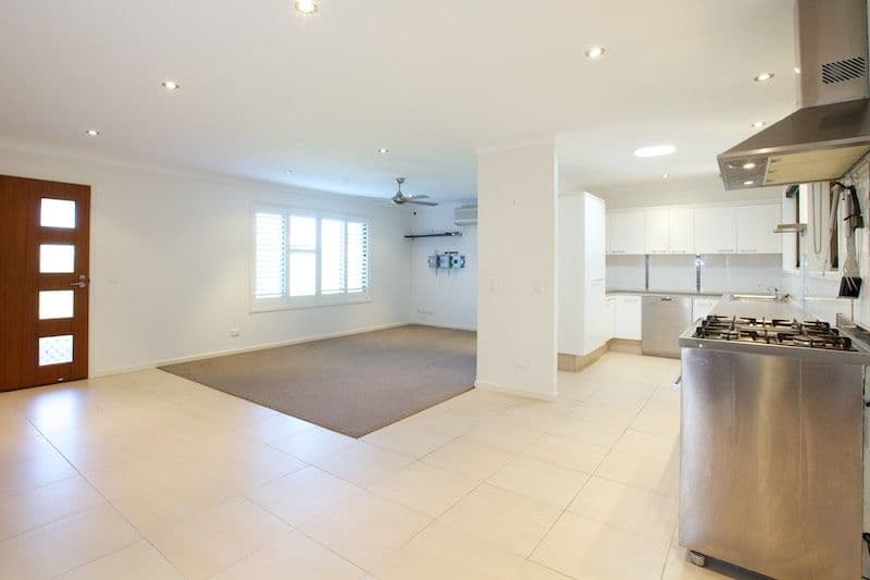 29 Doreen Drive, COOMBABAH QLD 4216, Coombabah - Thumbnail 8