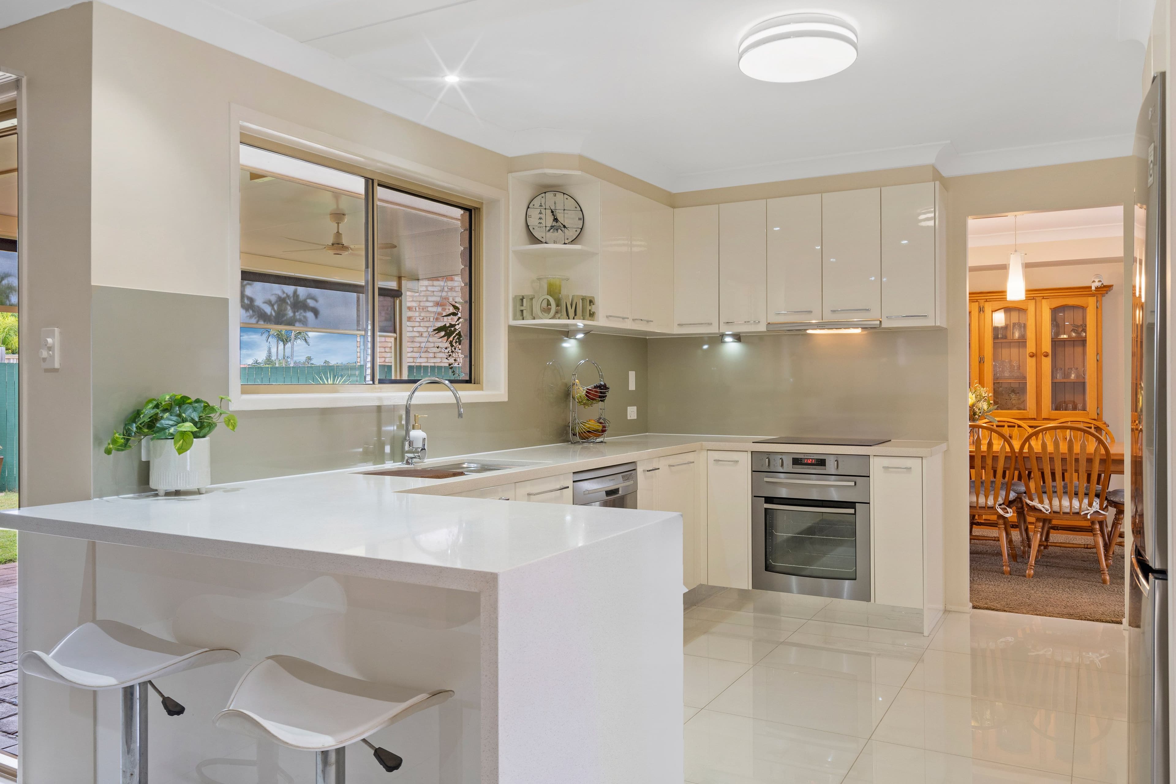9 Norell Place, Eight Mile Plains QLD 4113, Eight Mile Plains - Thumbnail 3